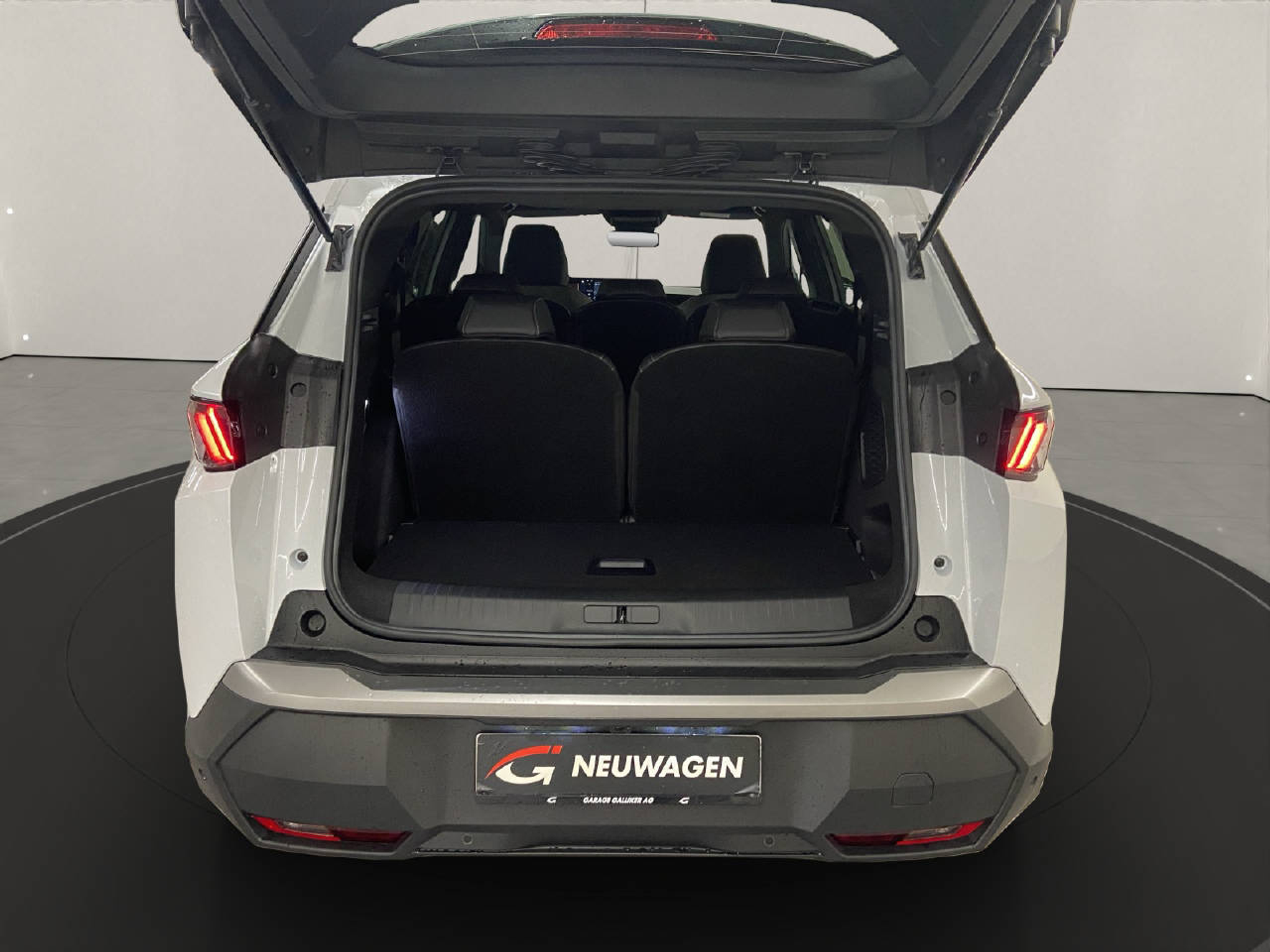 listing desktop thumbnail image 12