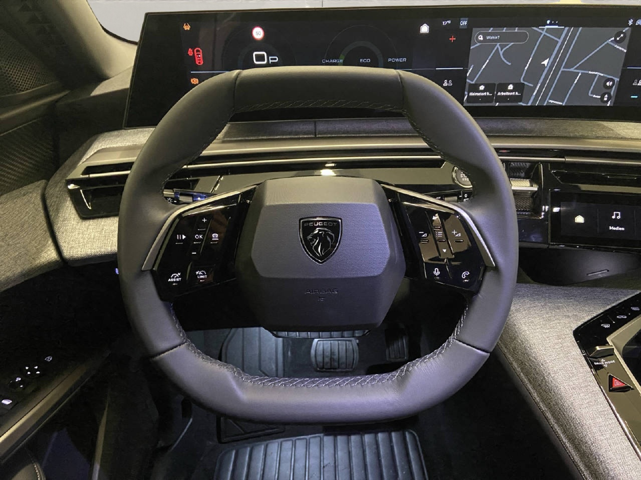 listing desktop thumbnail image 6