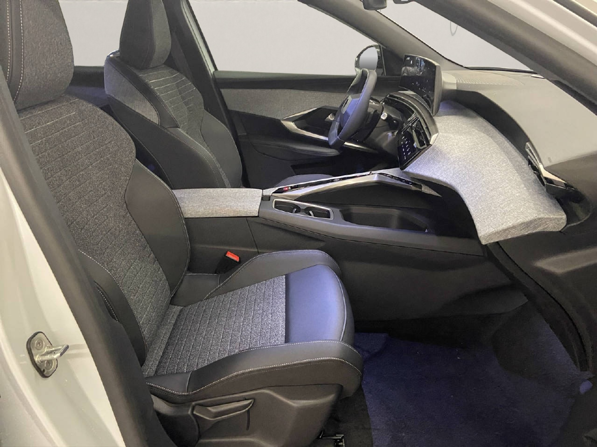 listing desktop thumbnail image 10