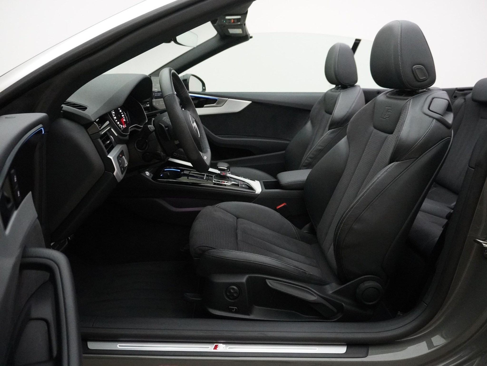 listing desktop thumbnail image 8