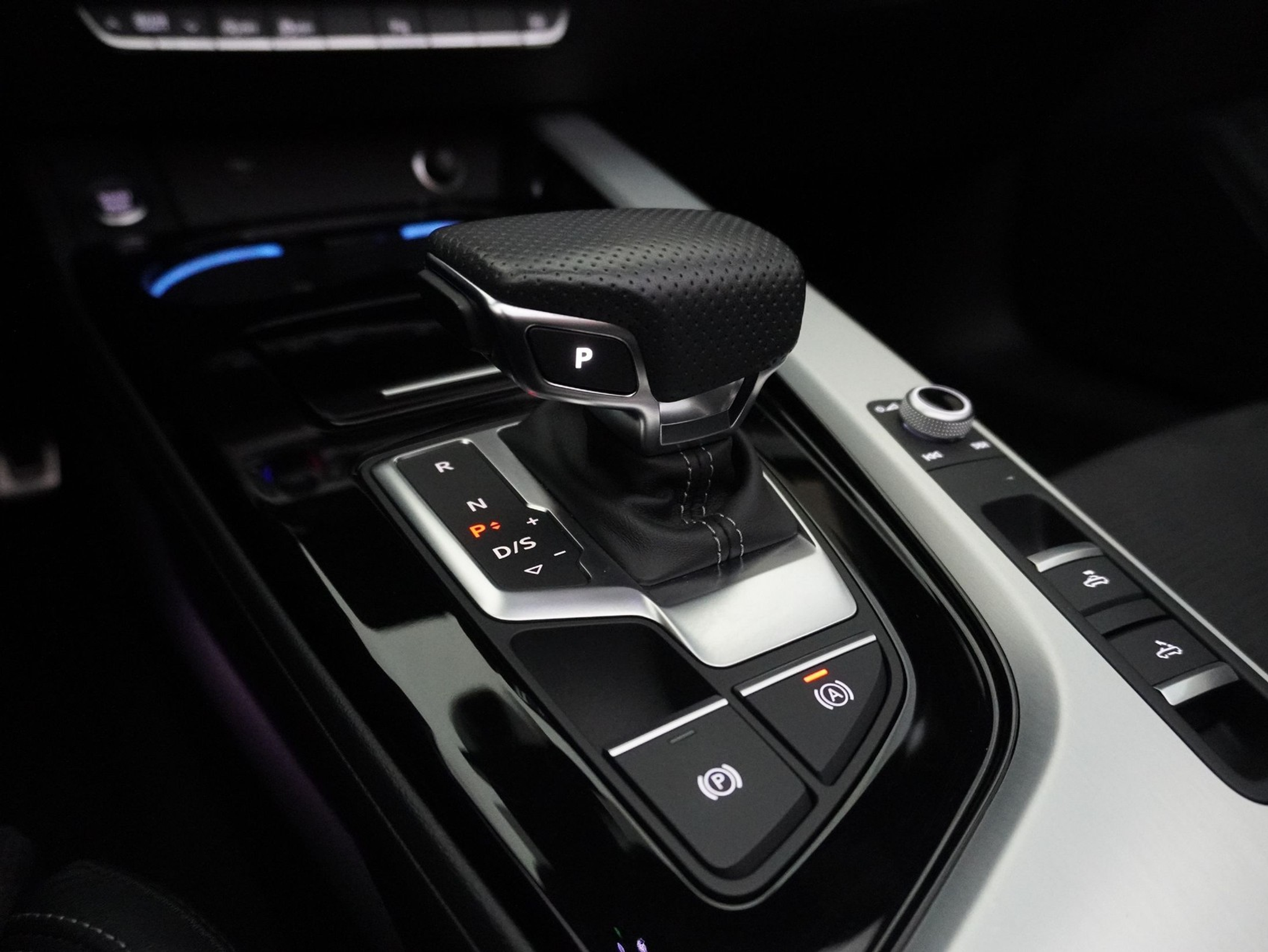 listing desktop thumbnail image 13