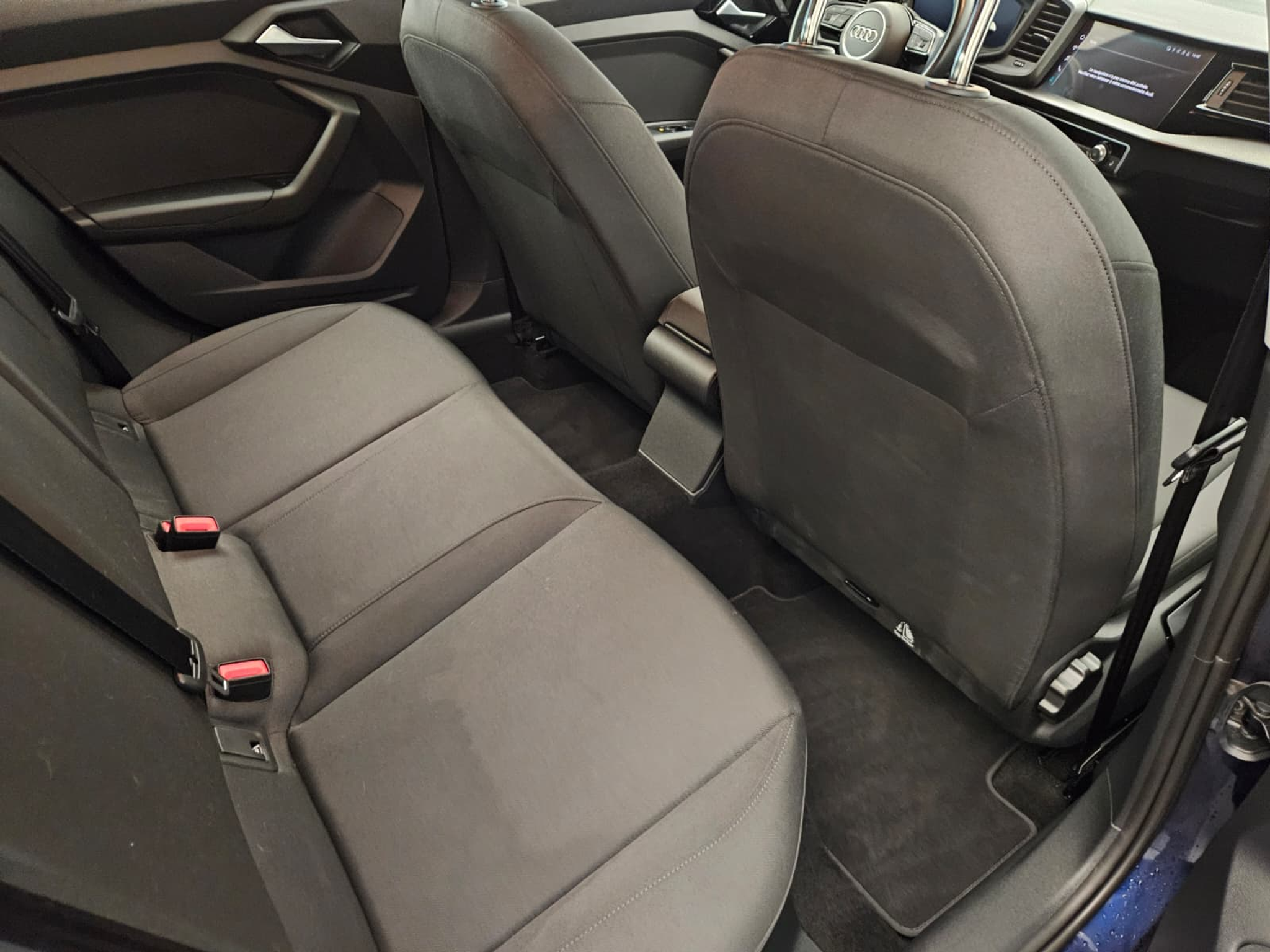 listing desktop thumbnail image 12