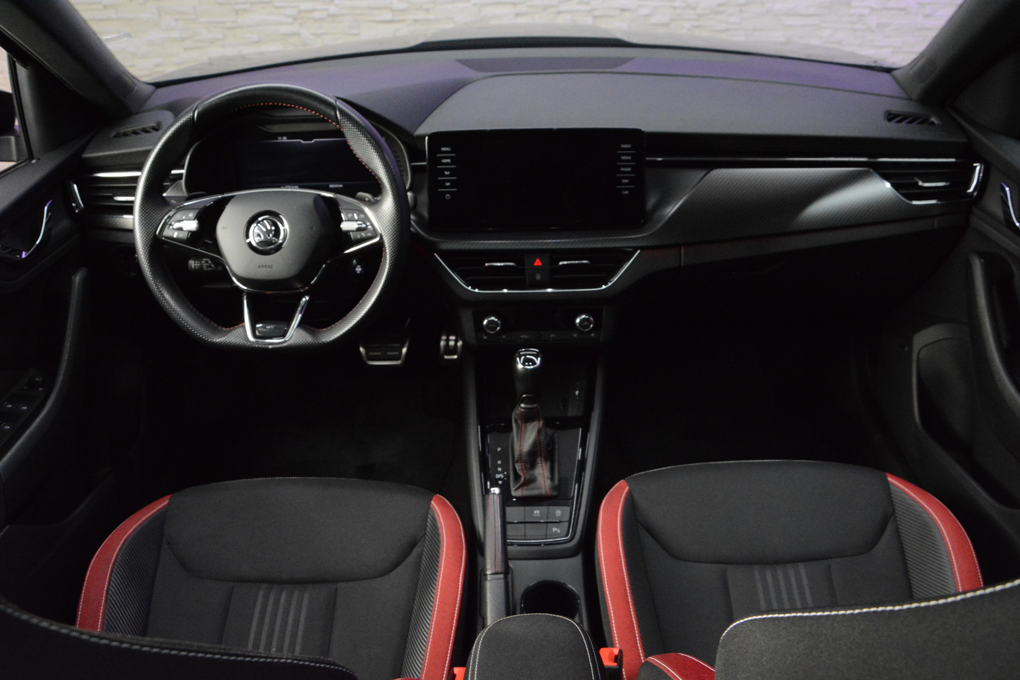 listing desktop thumbnail image 10