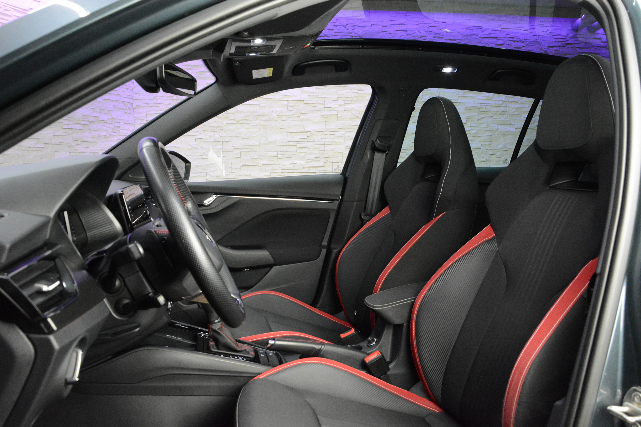 listing desktop thumbnail image 8