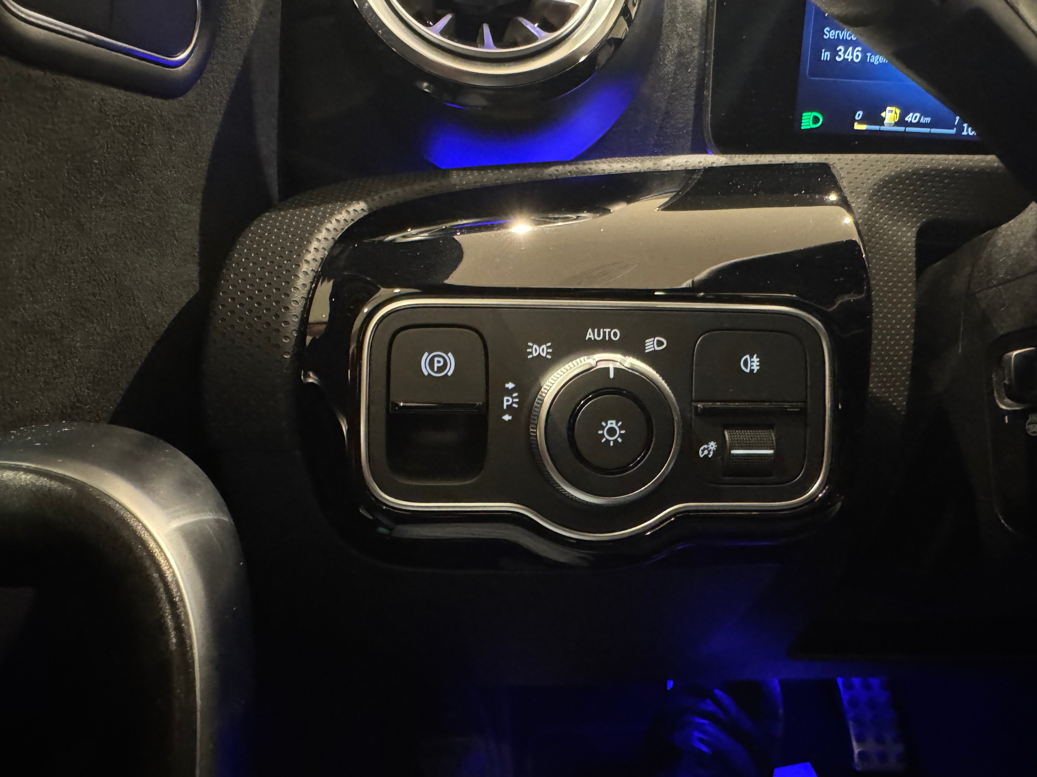 listing desktop thumbnail image 14