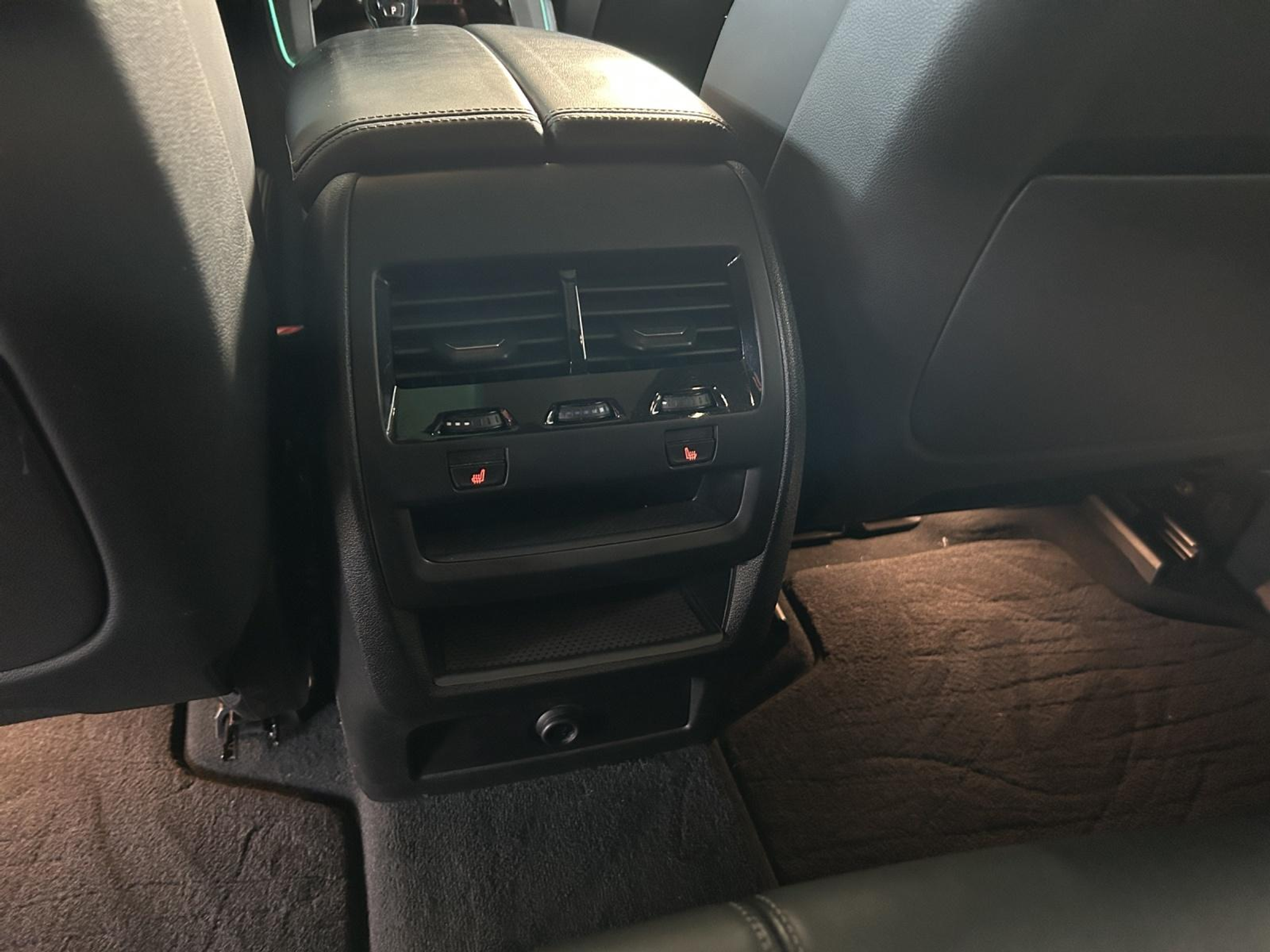 listing desktop thumbnail image 21