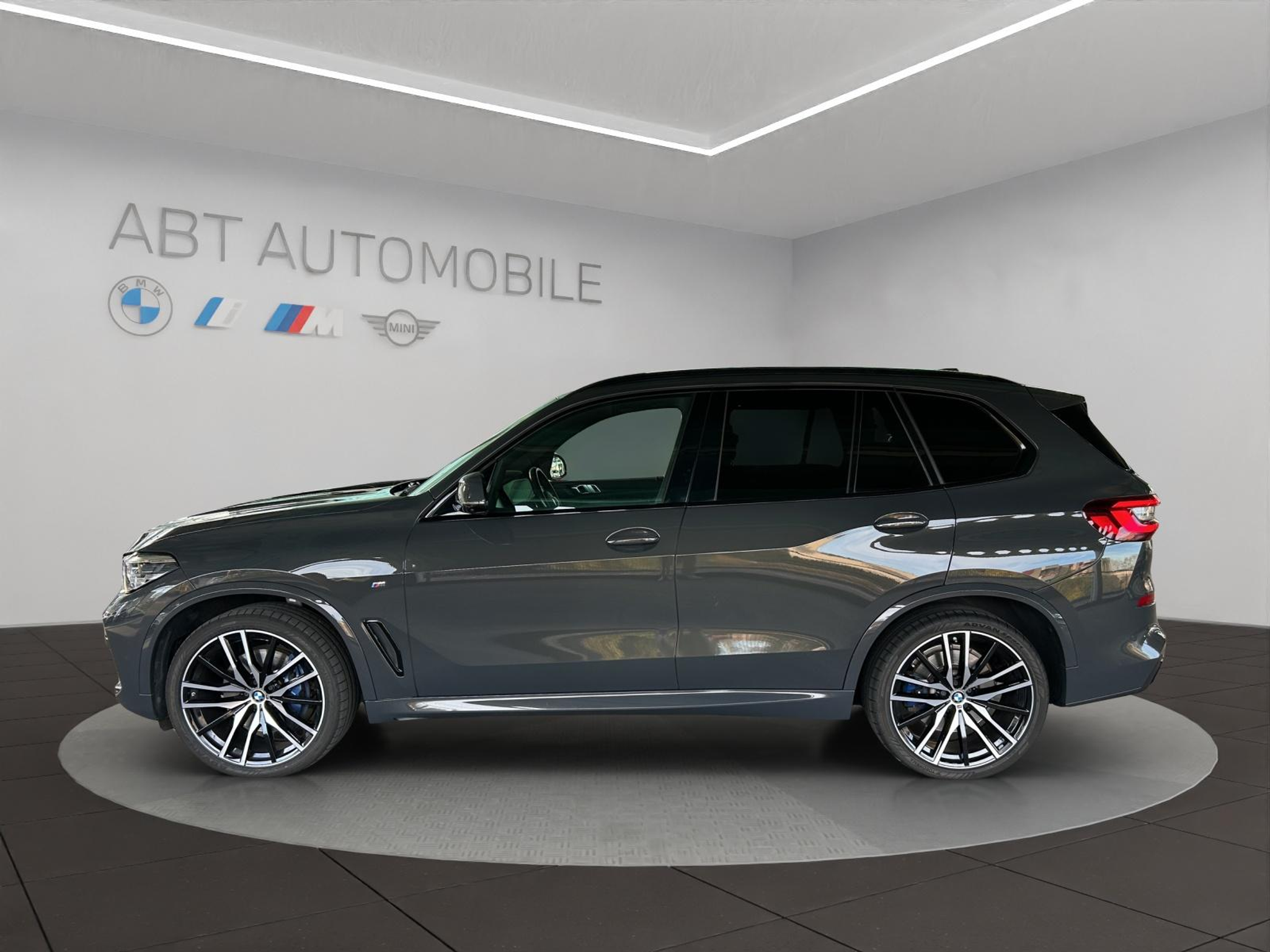 listing desktop thumbnail image 2