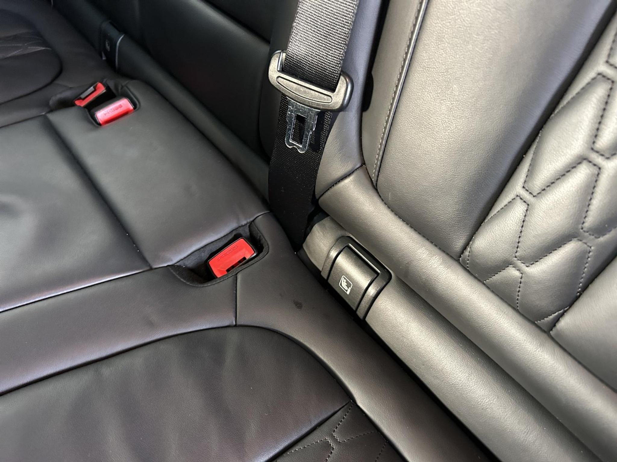 listing desktop thumbnail image 22