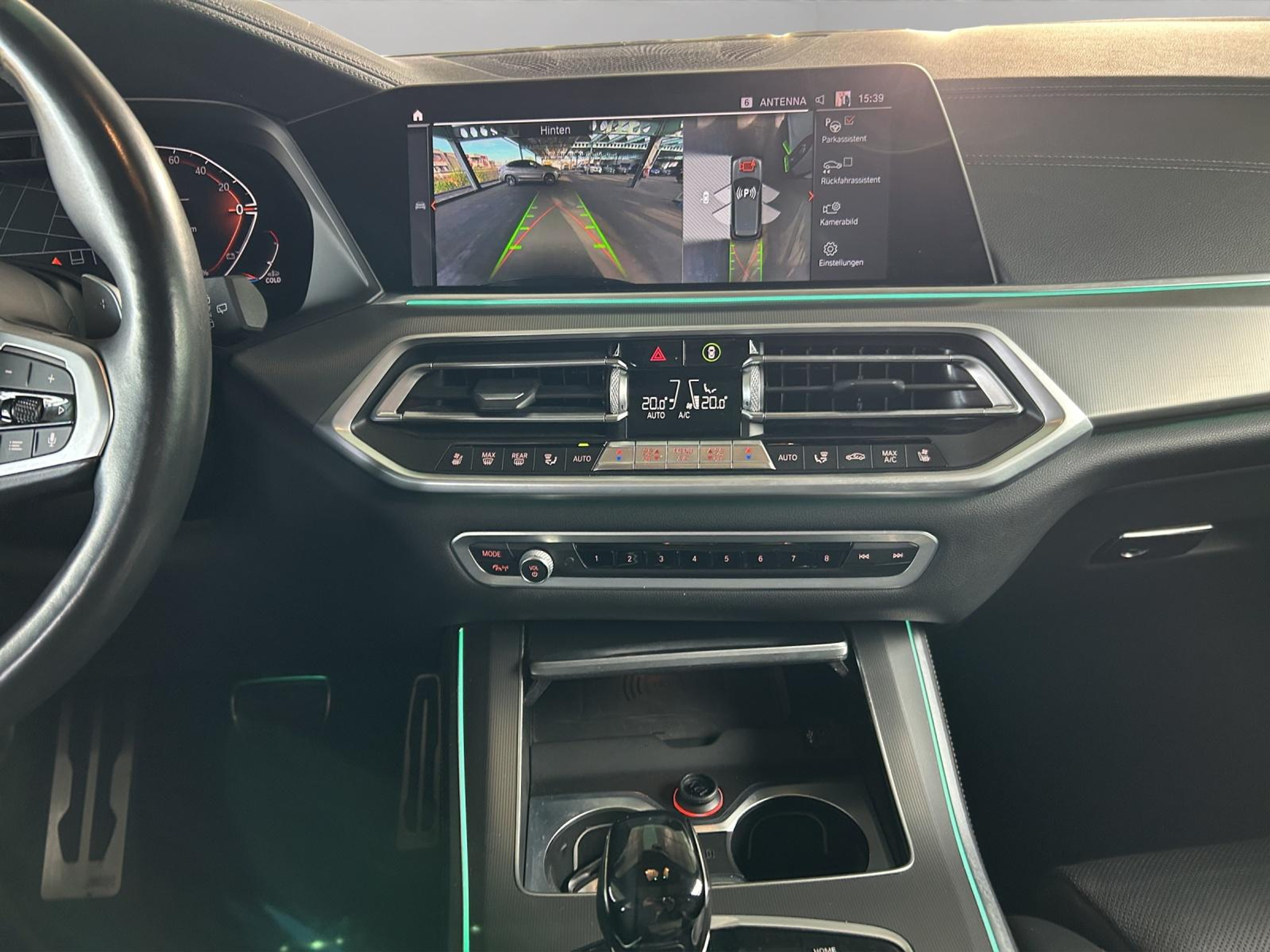 listing desktop thumbnail image 9