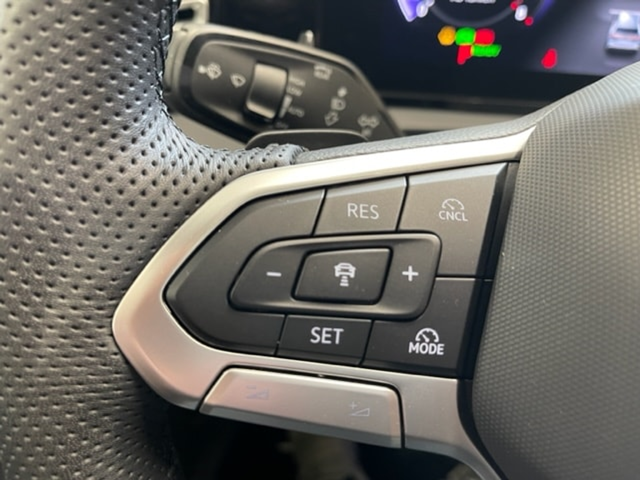 listing desktop thumbnail image 21