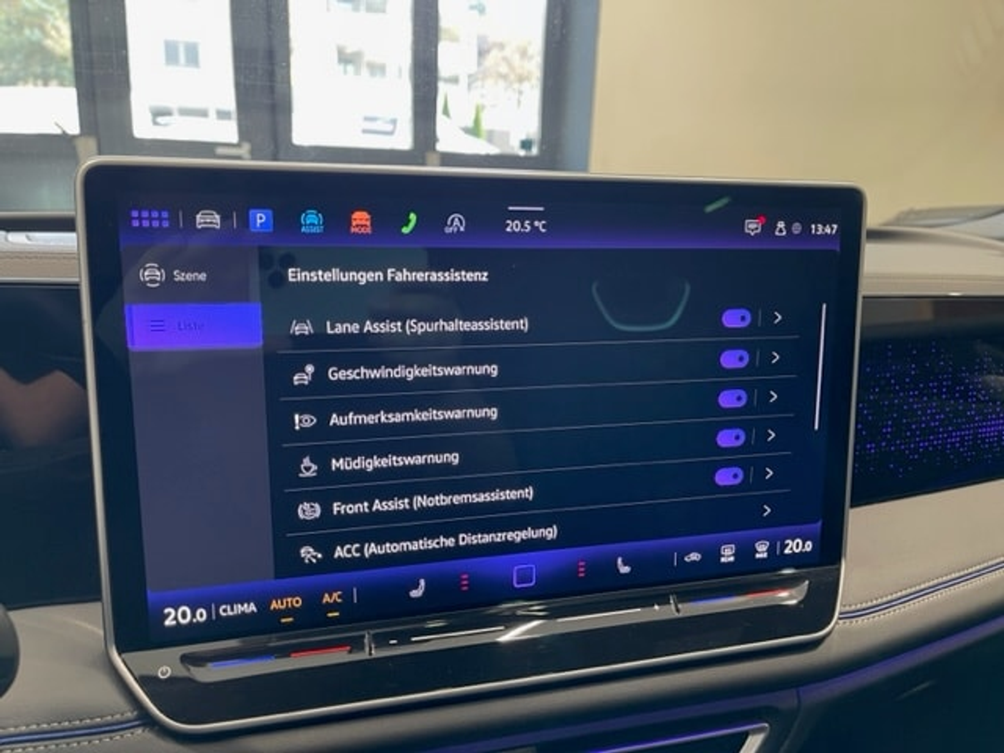 listing desktop thumbnail image 27