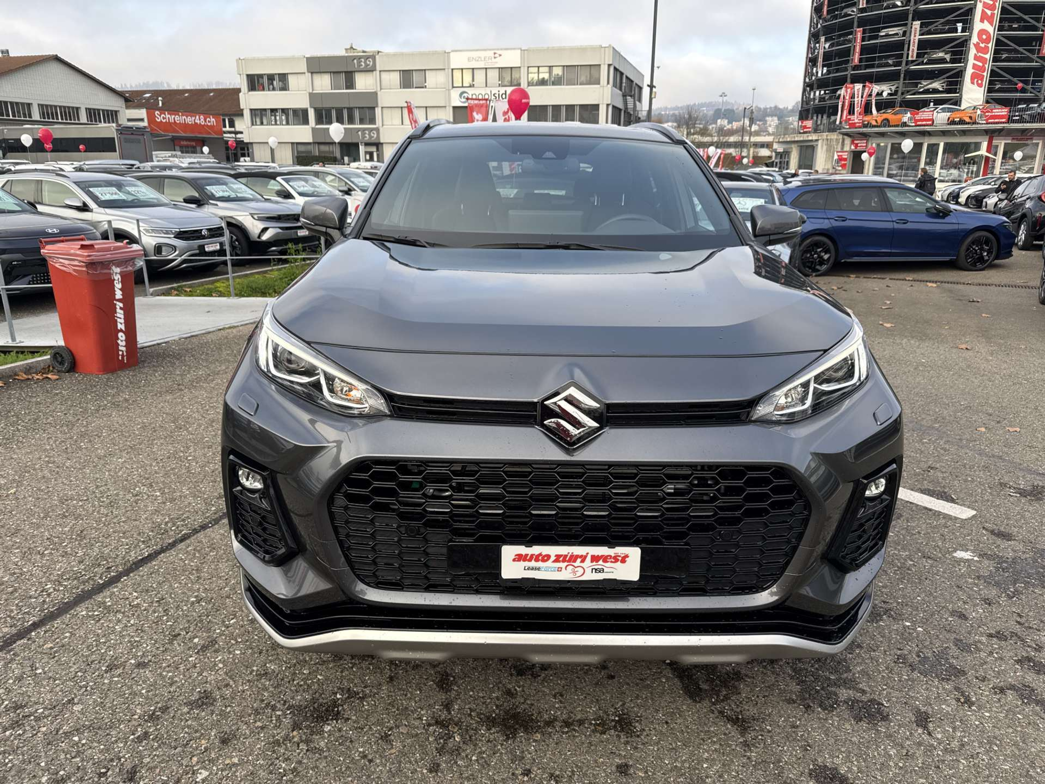 listing desktop thumbnail image 13