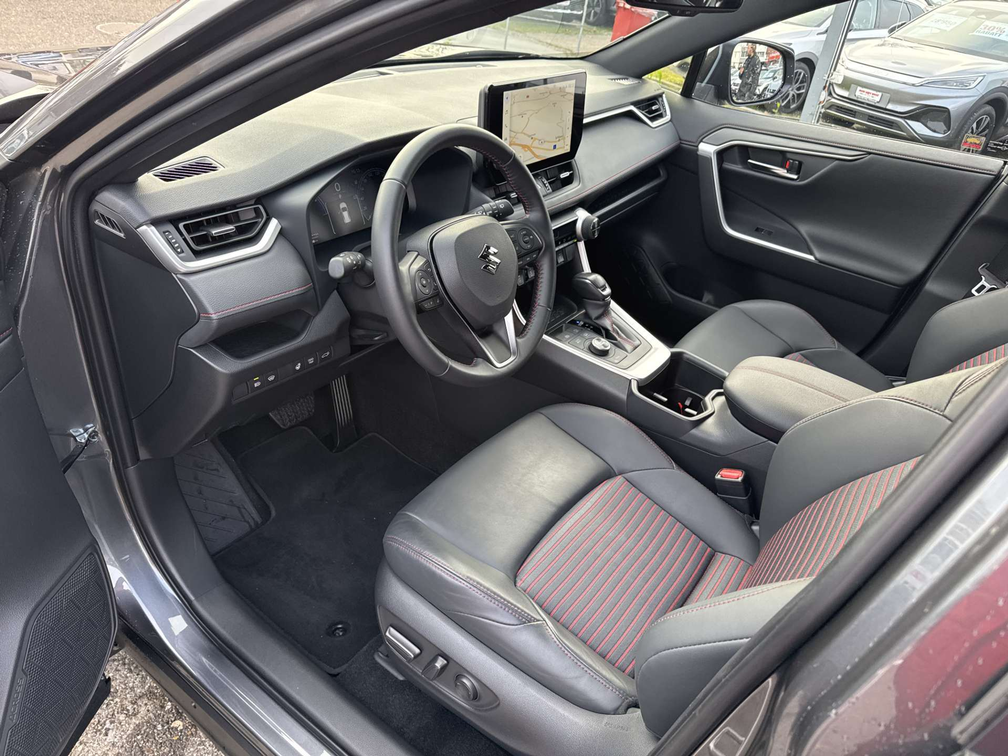 listing desktop thumbnail image 5