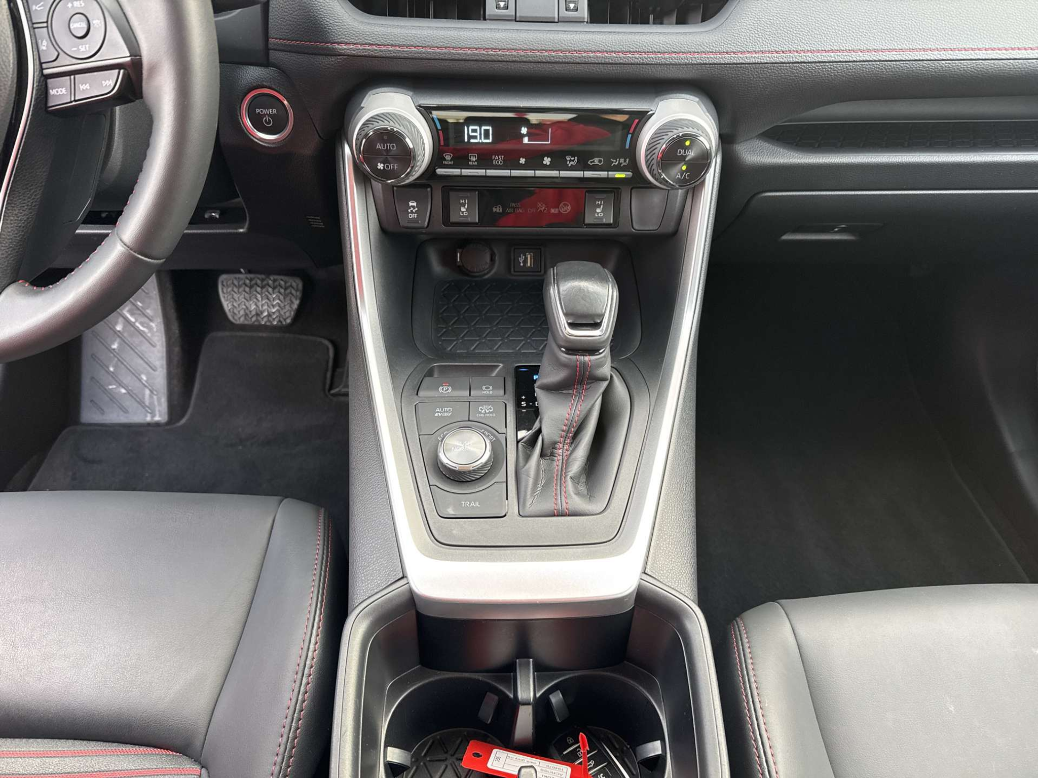 listing desktop thumbnail image 11