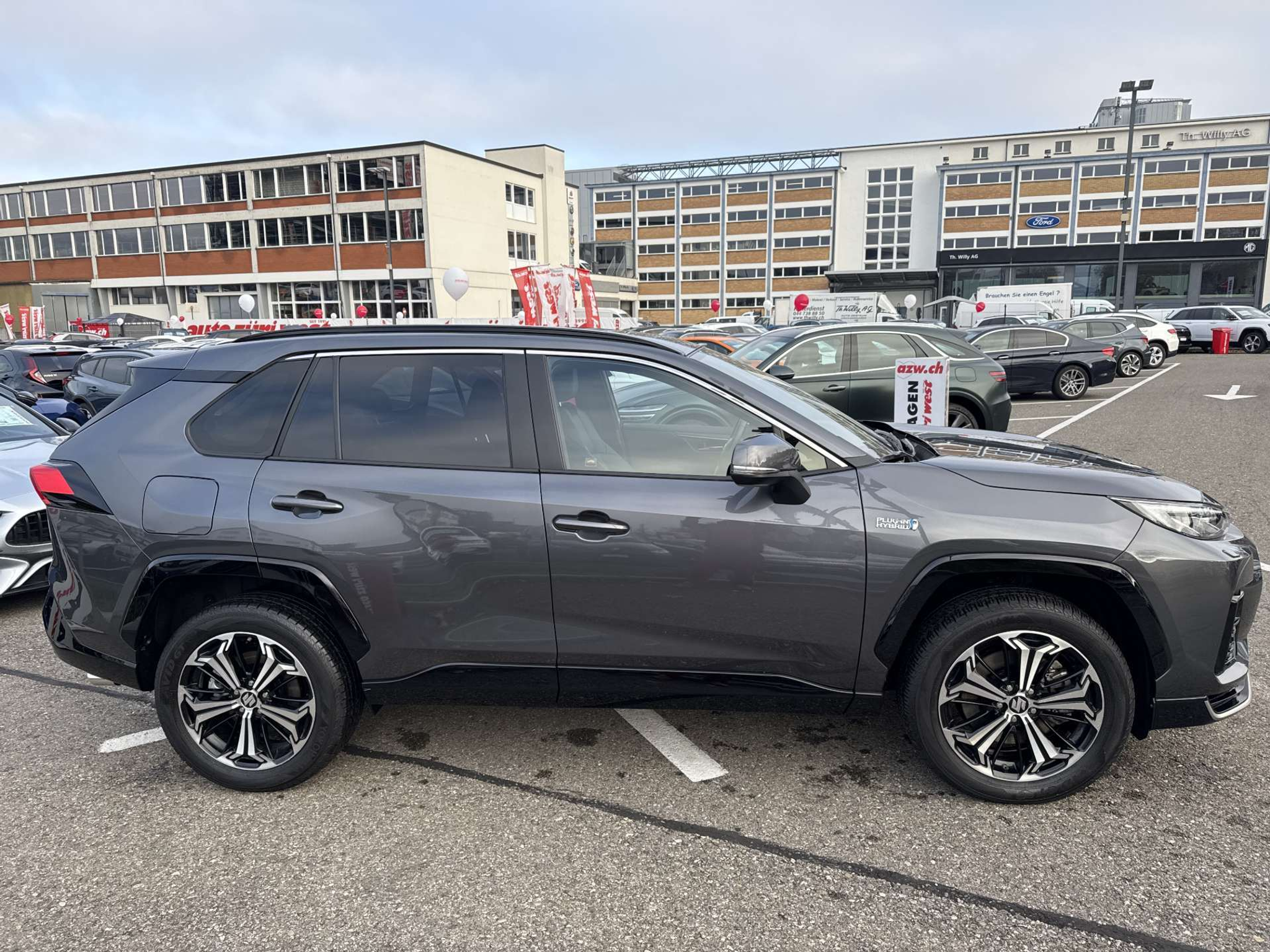 listing desktop thumbnail image 10