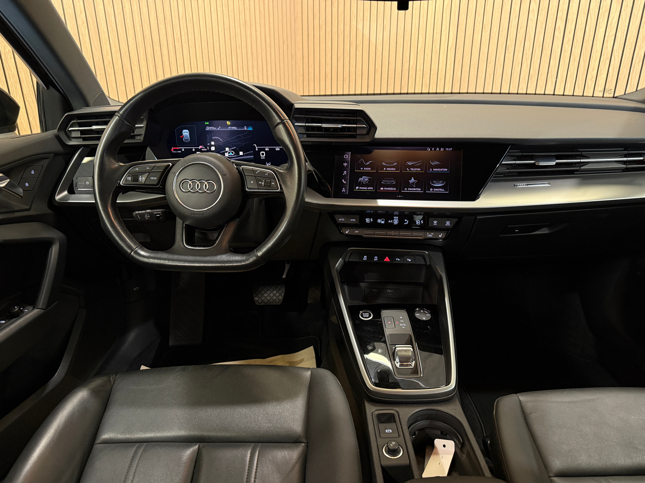 listing desktop thumbnail image 15