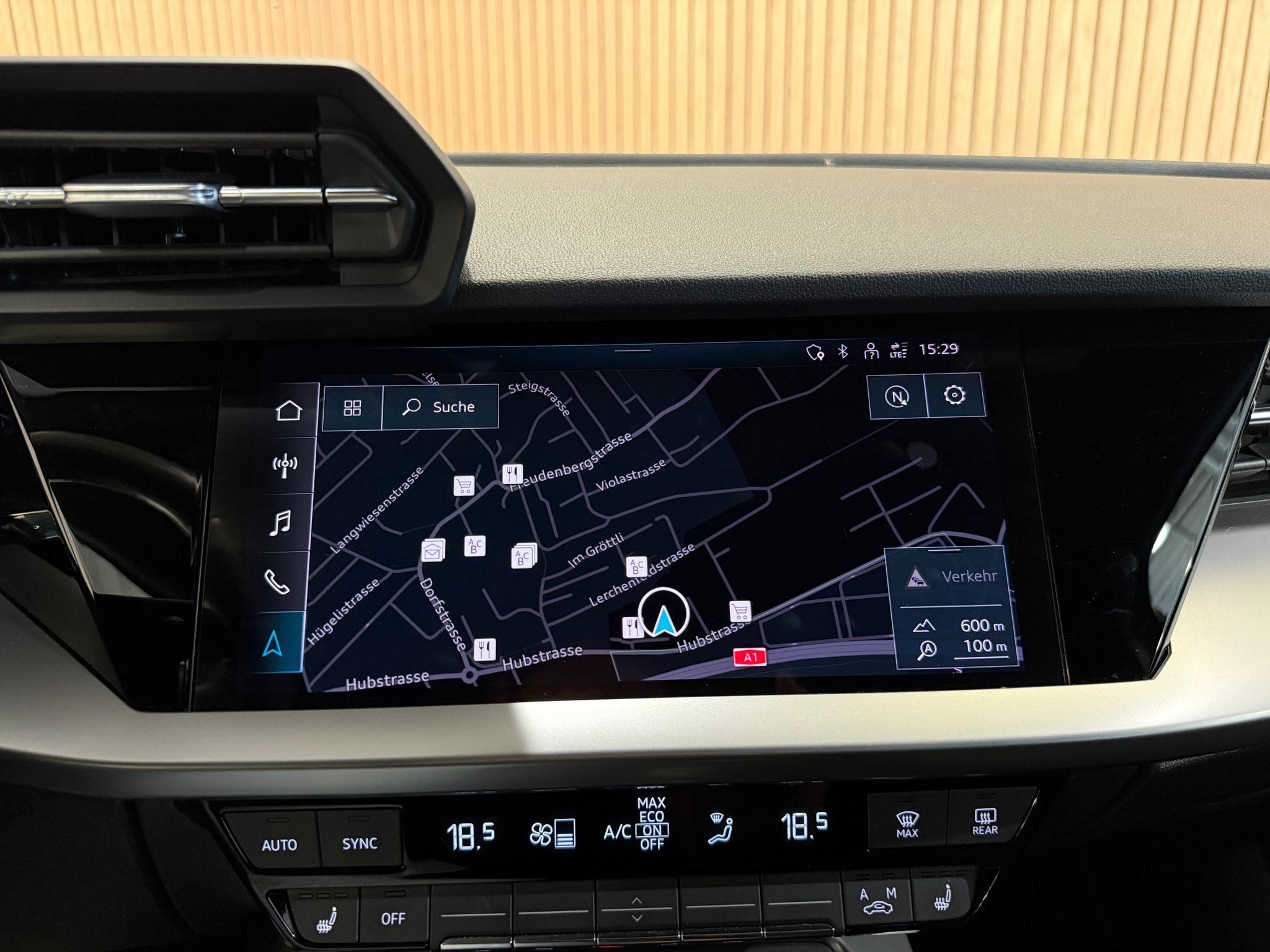 listing desktop thumbnail image 11