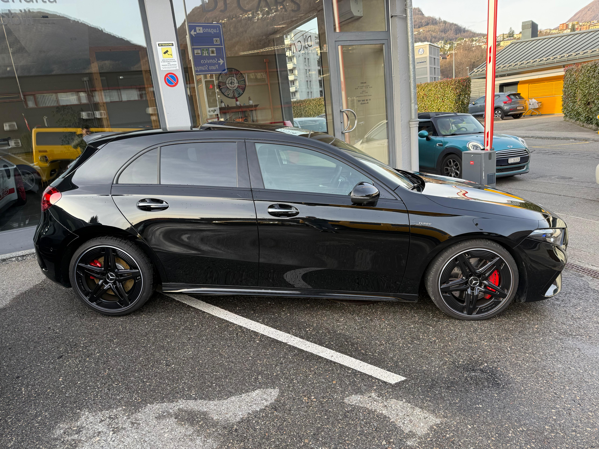 listing desktop thumbnail image 2