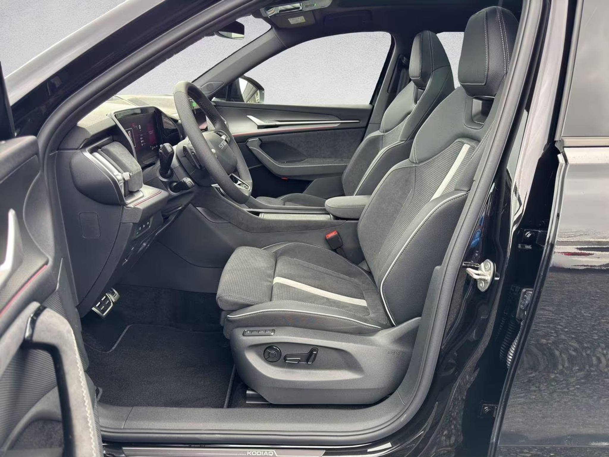 listing desktop thumbnail image 11