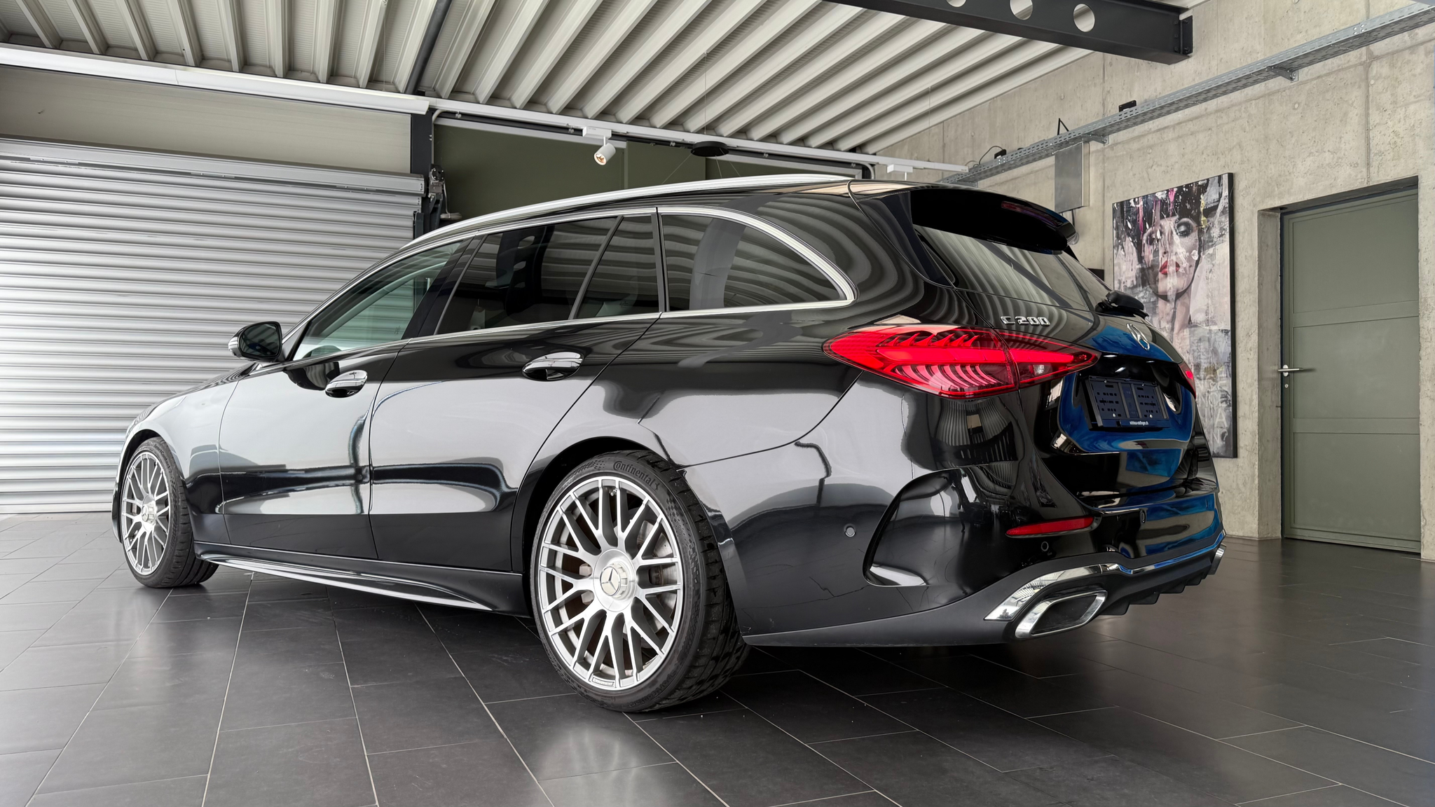 listing desktop thumbnail image 12