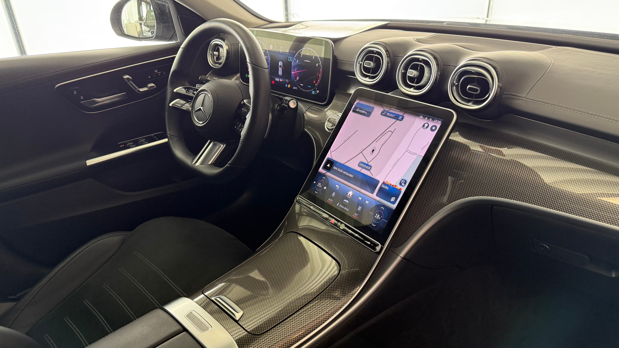 listing desktop thumbnail image 6