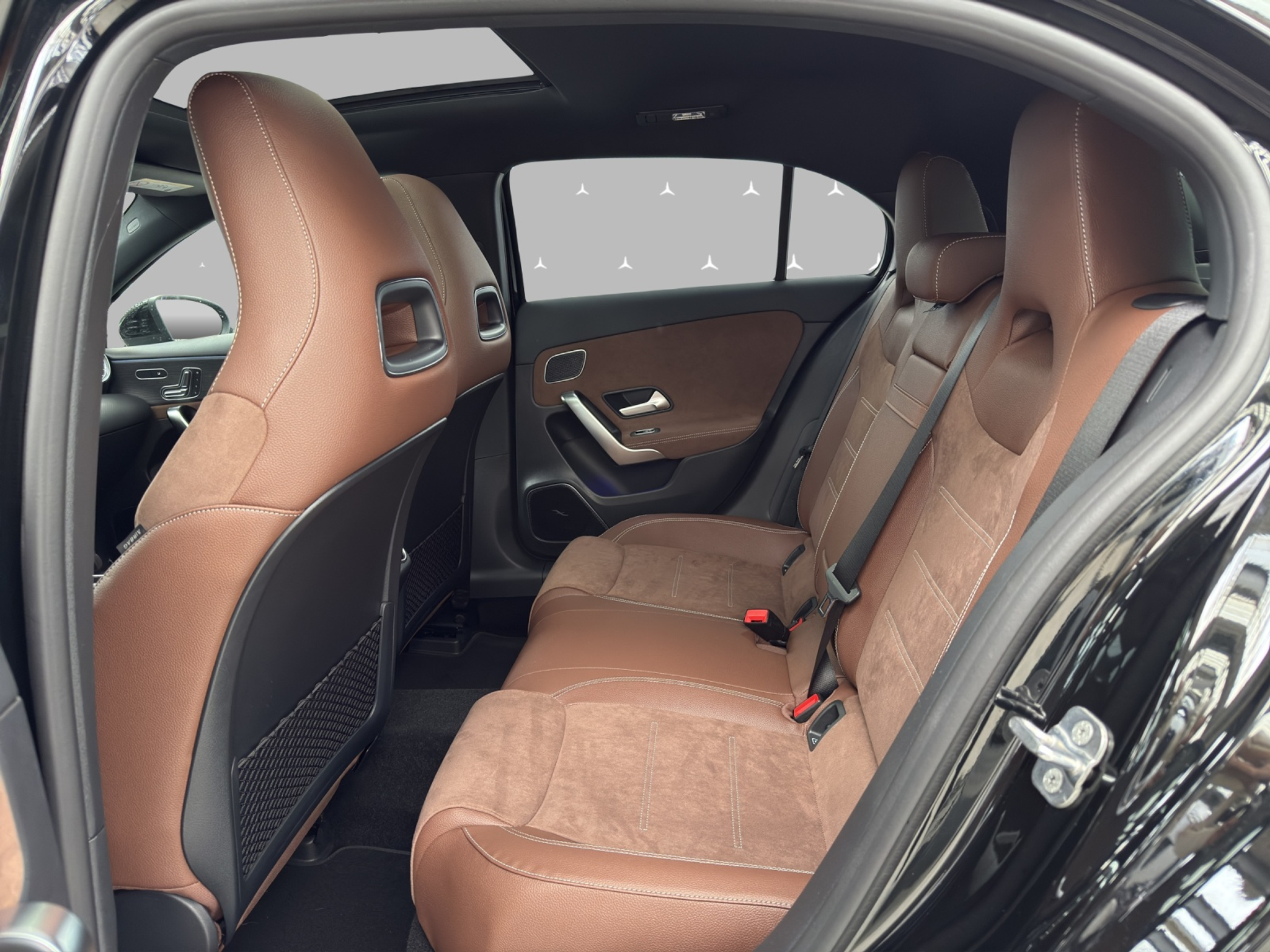 listing desktop thumbnail image 10