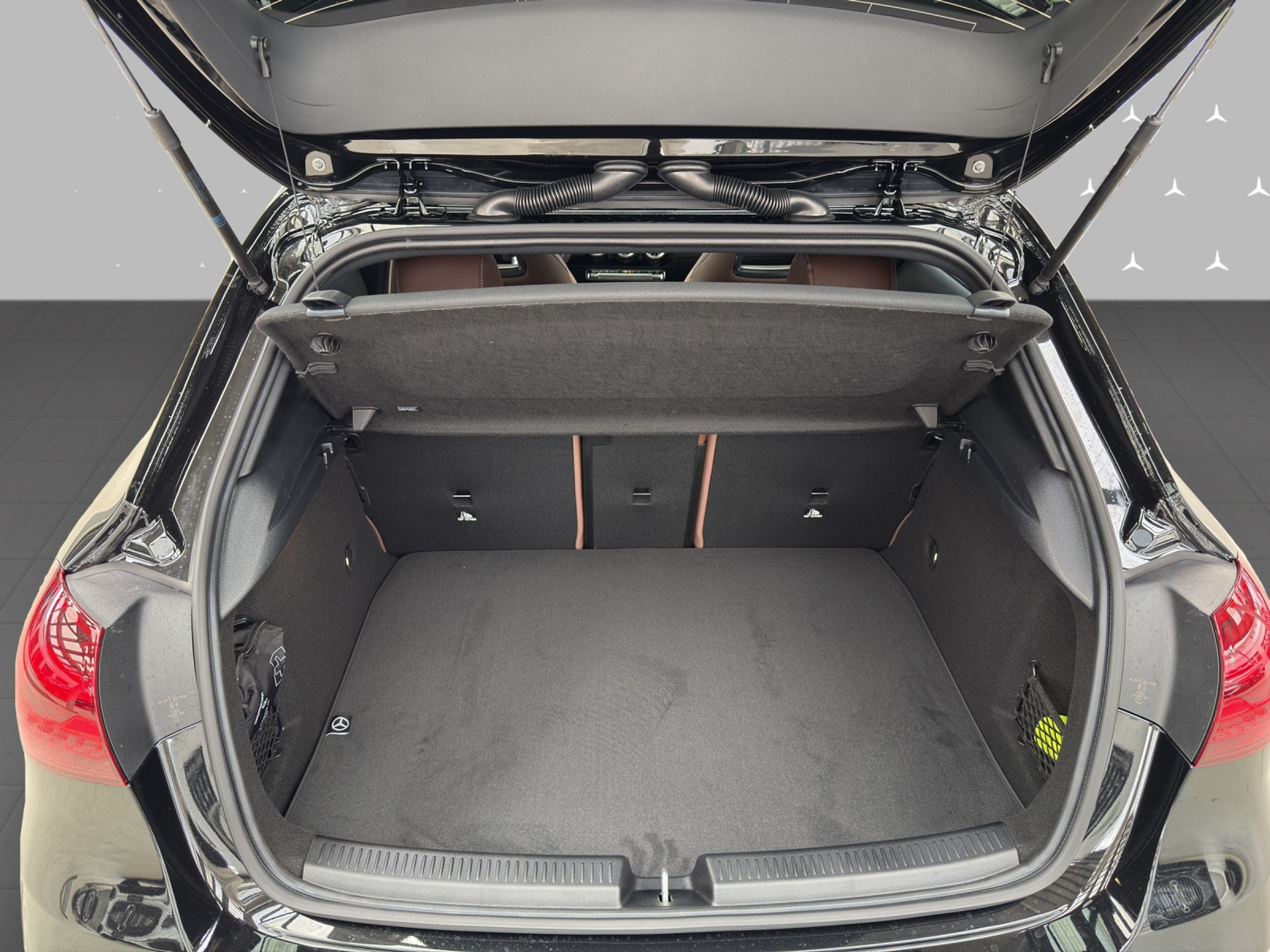 listing desktop thumbnail image 7