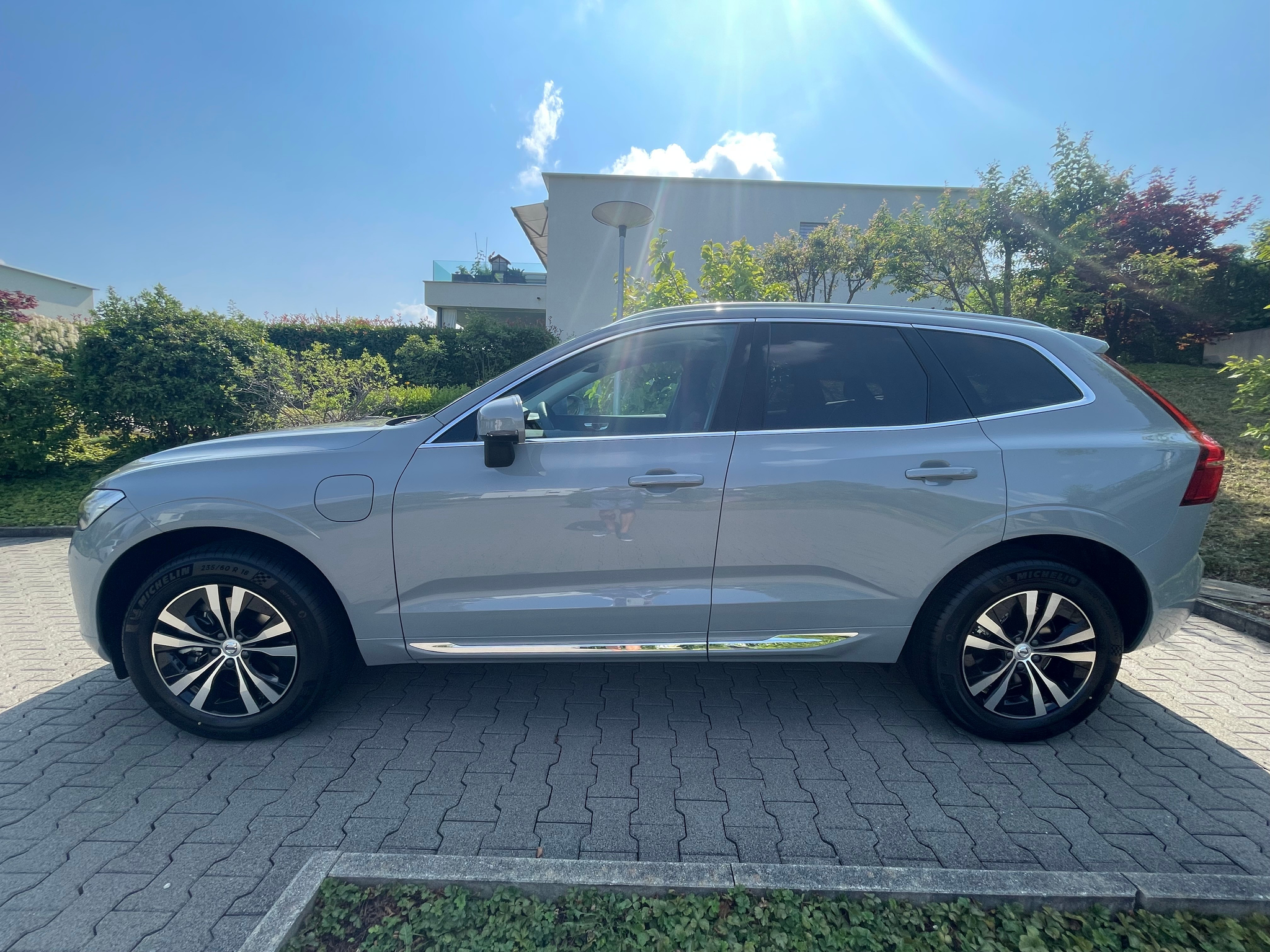 listing desktop thumbnail image 15