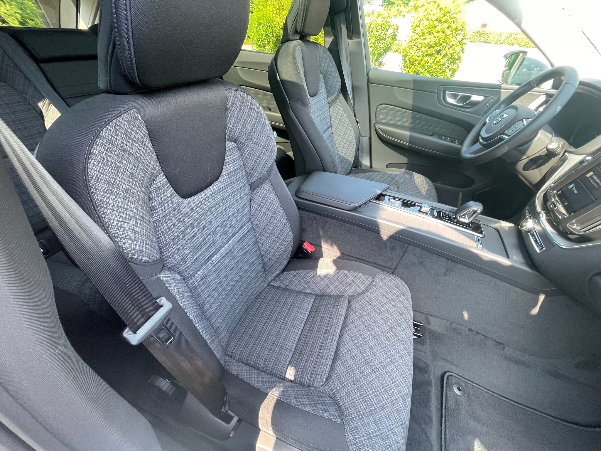 listing desktop thumbnail image 9