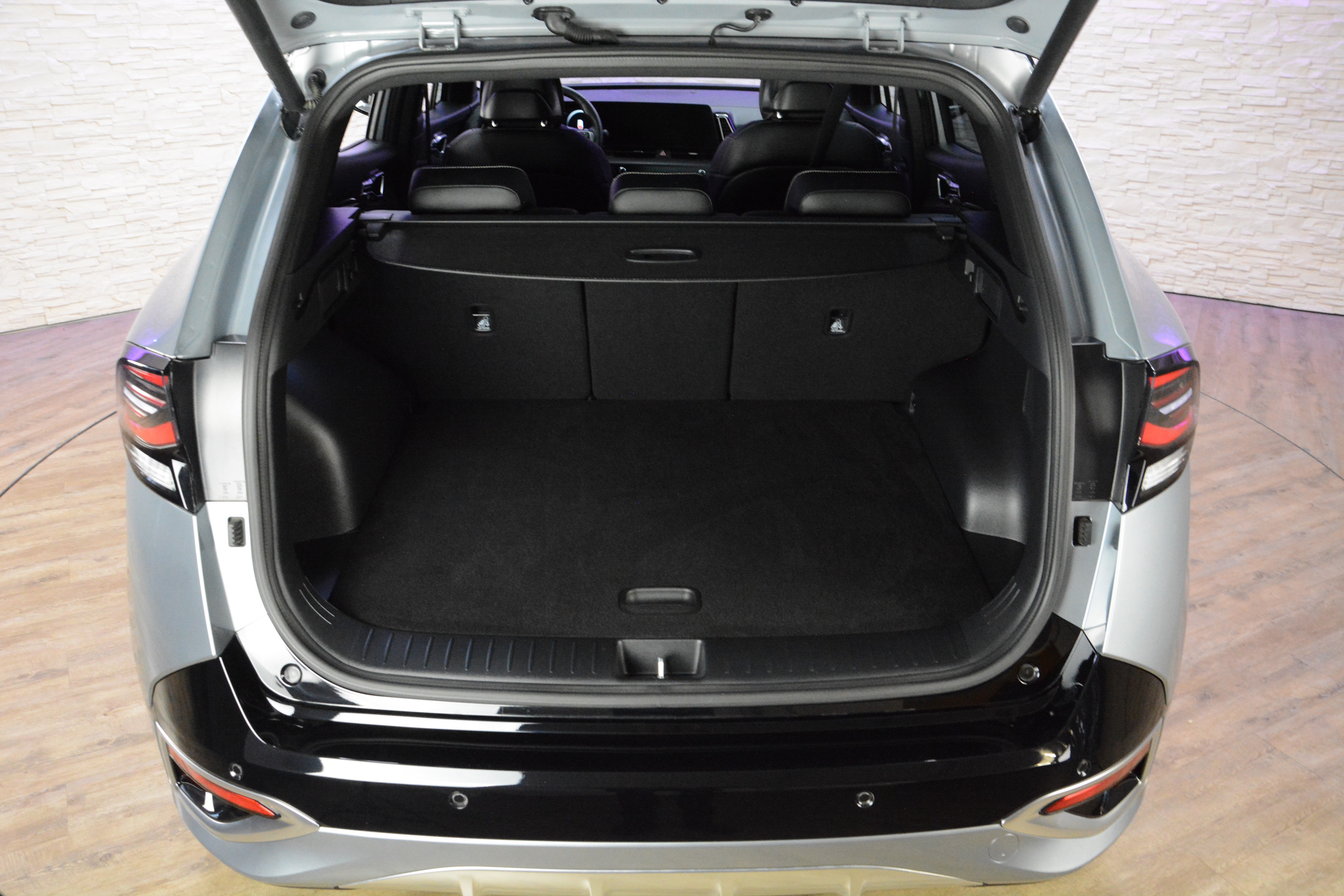 listing desktop thumbnail image 16