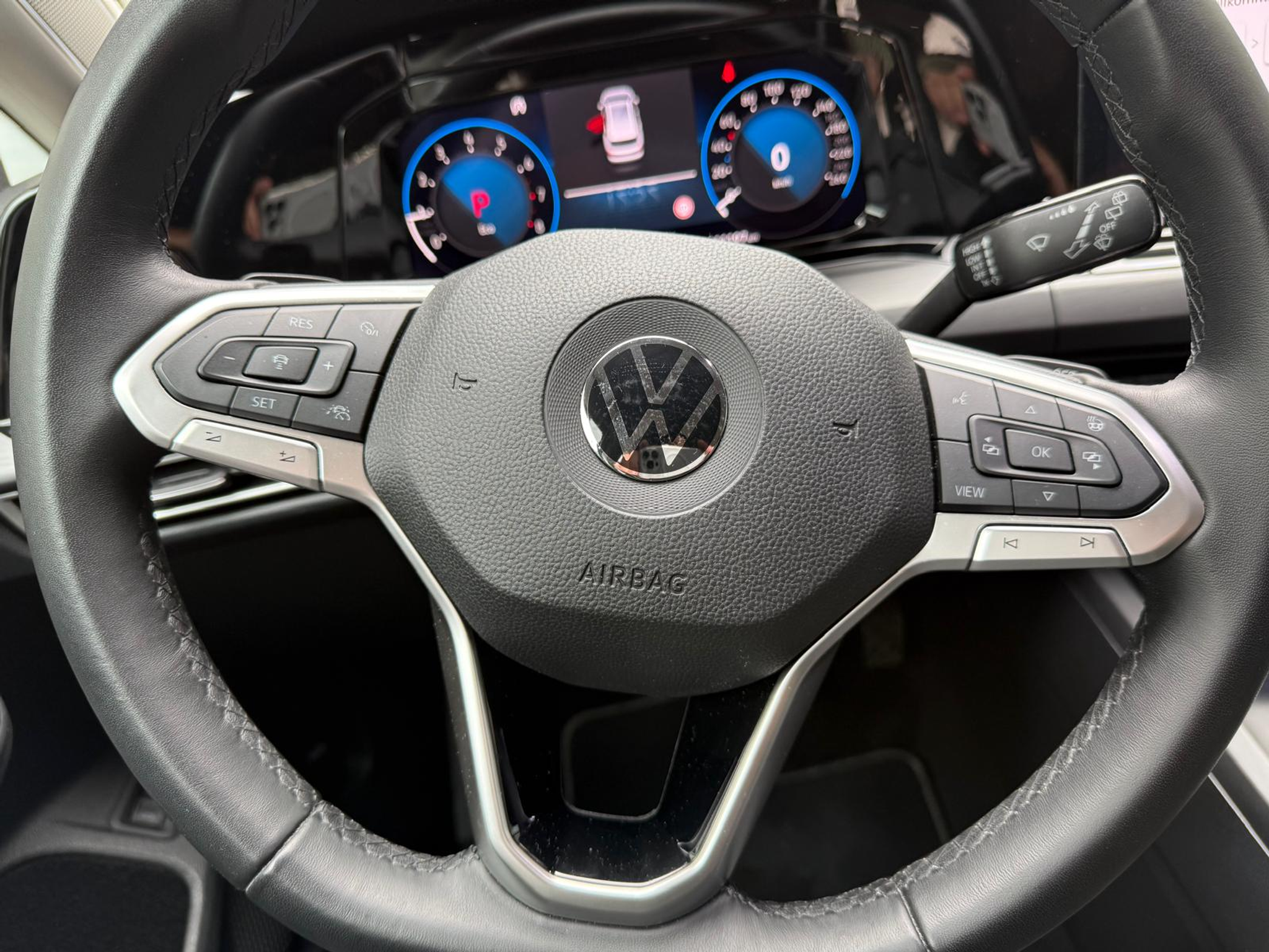 listing desktop thumbnail image 19