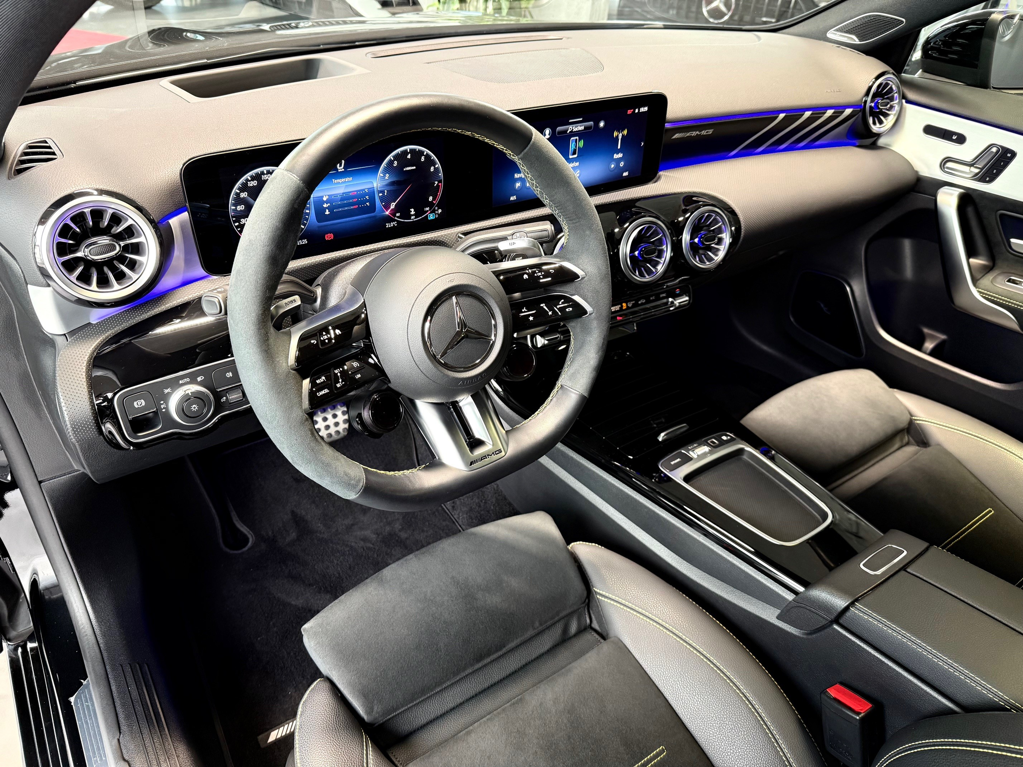 listing desktop thumbnail image 10