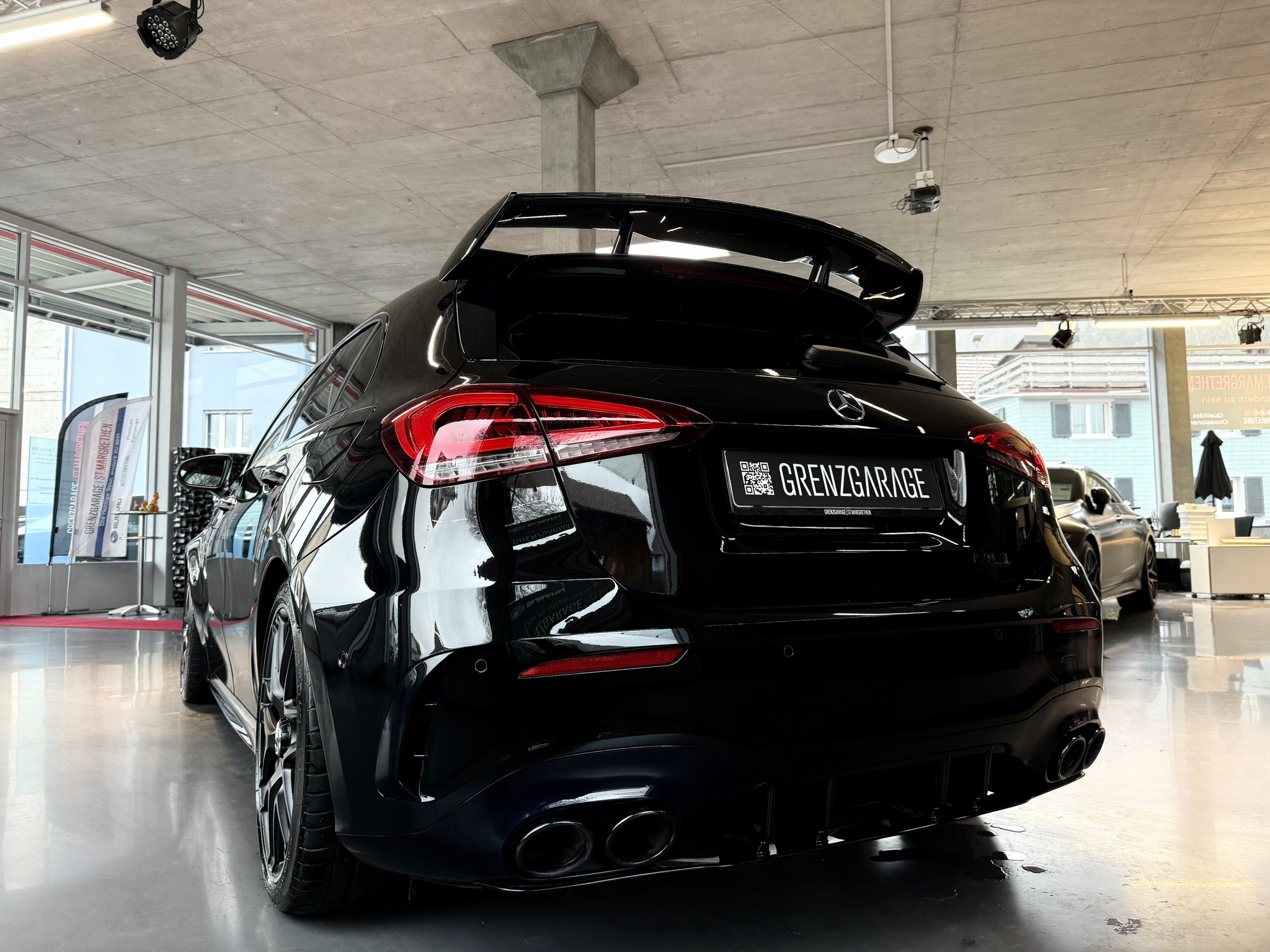 listing desktop thumbnail image 7