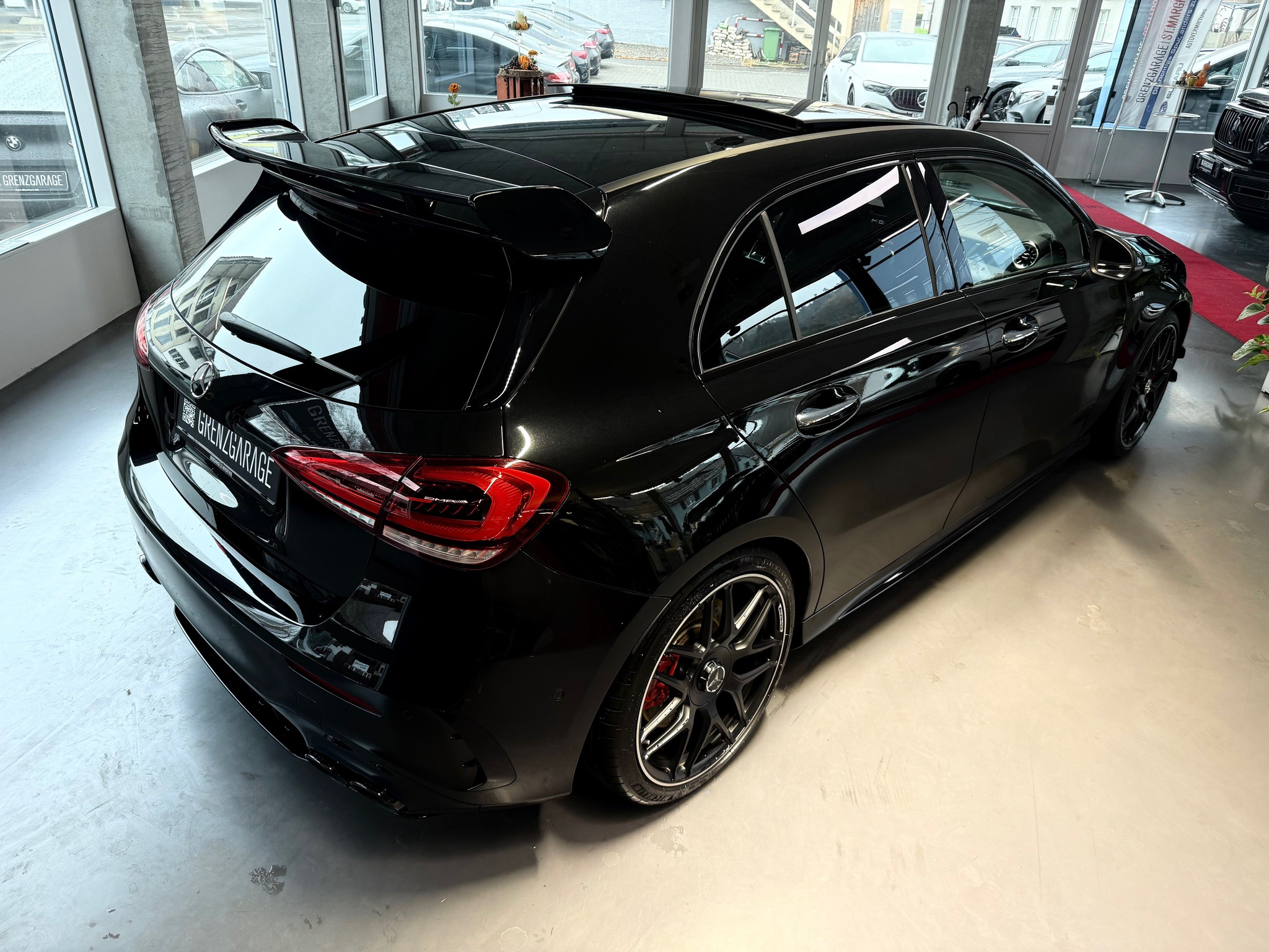 listing desktop thumbnail image 6