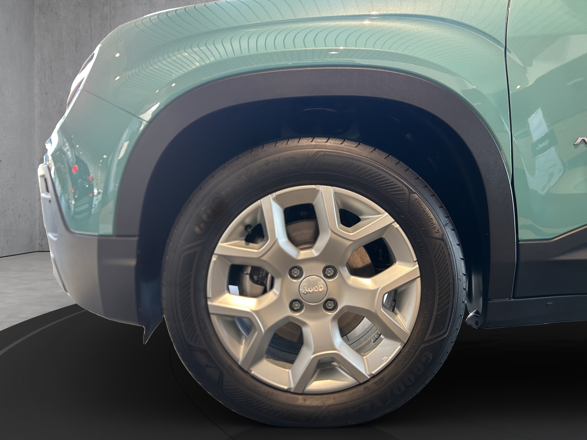 listing desktop thumbnail image 14