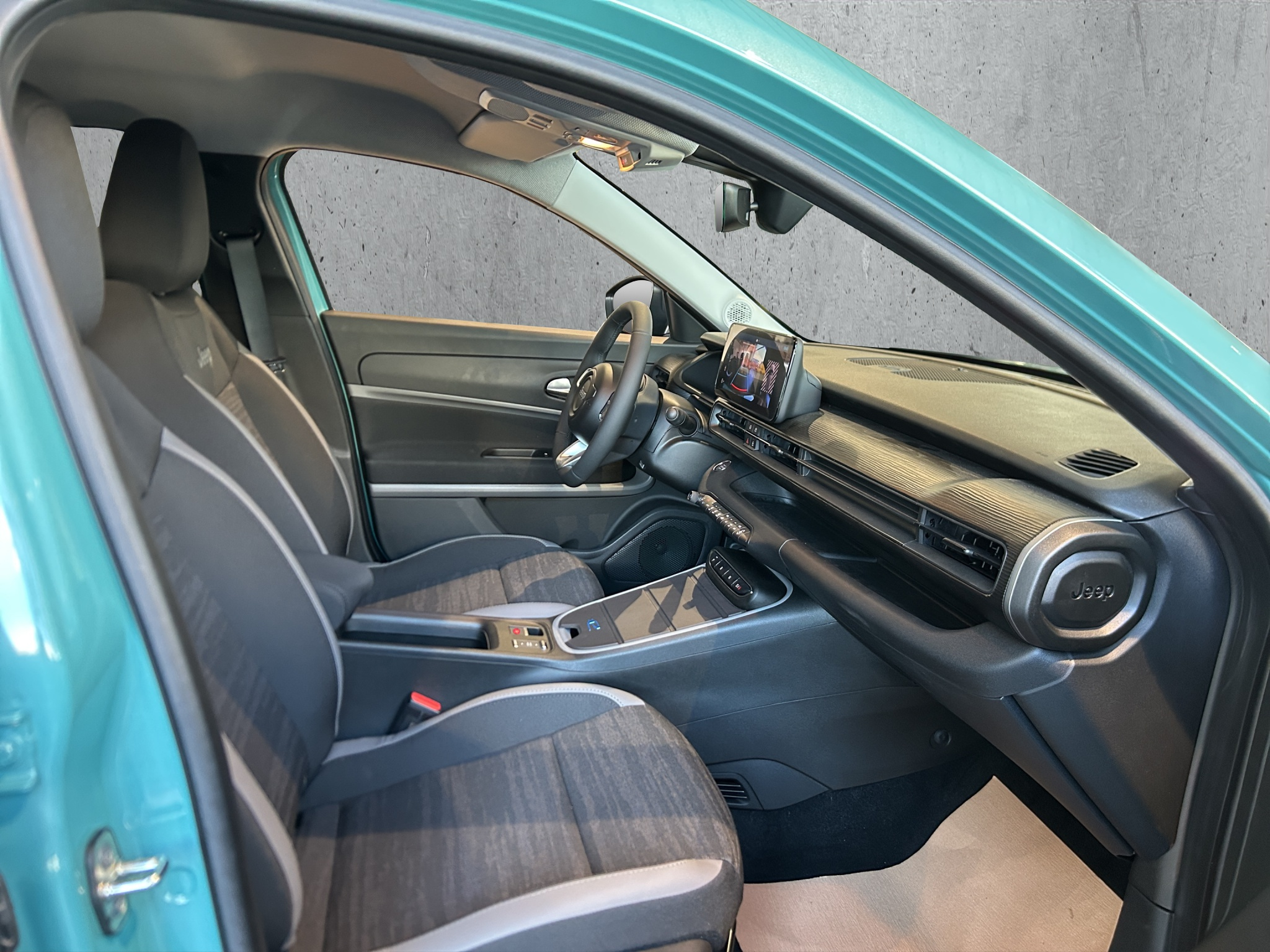 listing desktop thumbnail image 11