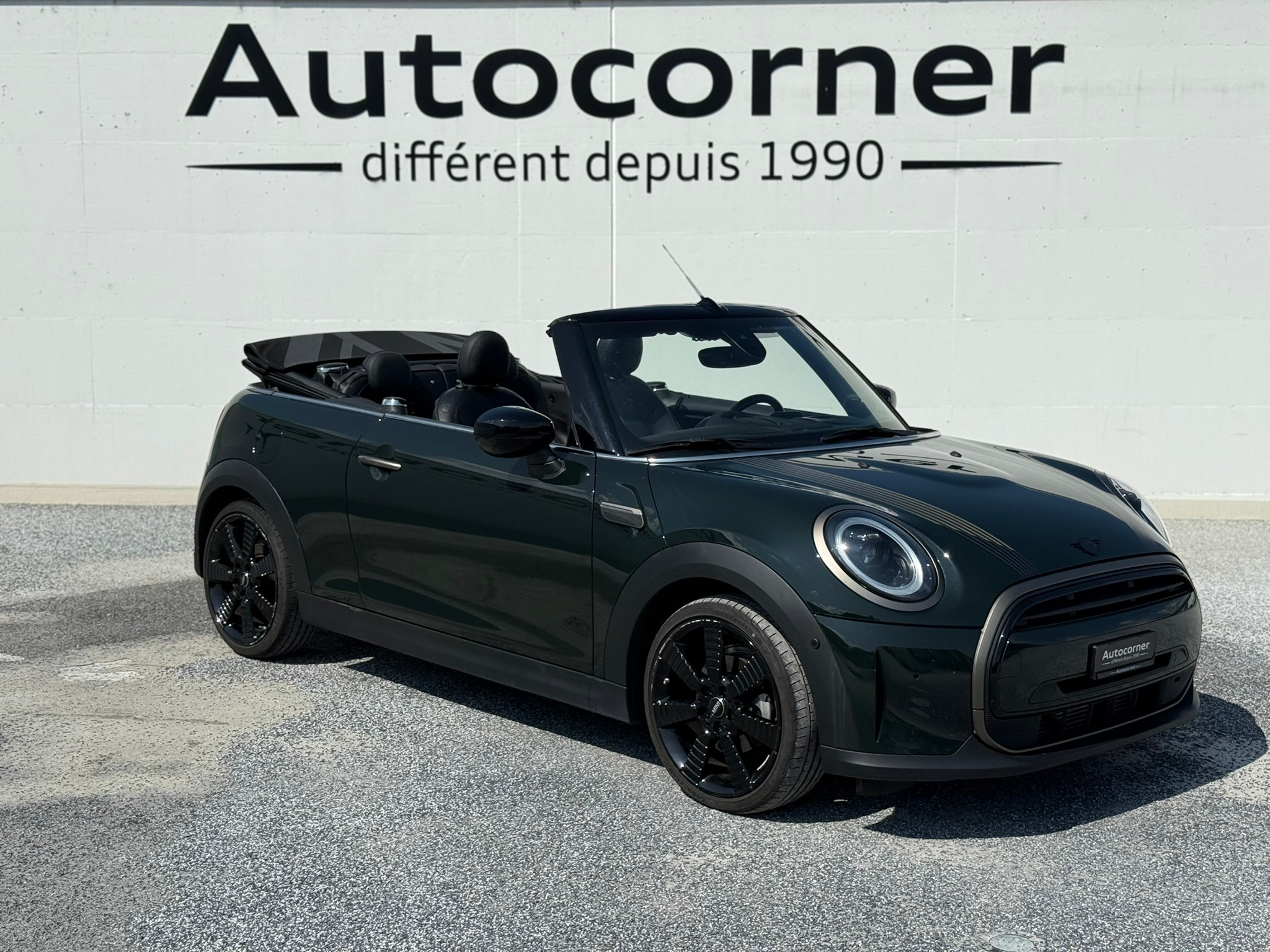 listing desktop thumbnail image 3