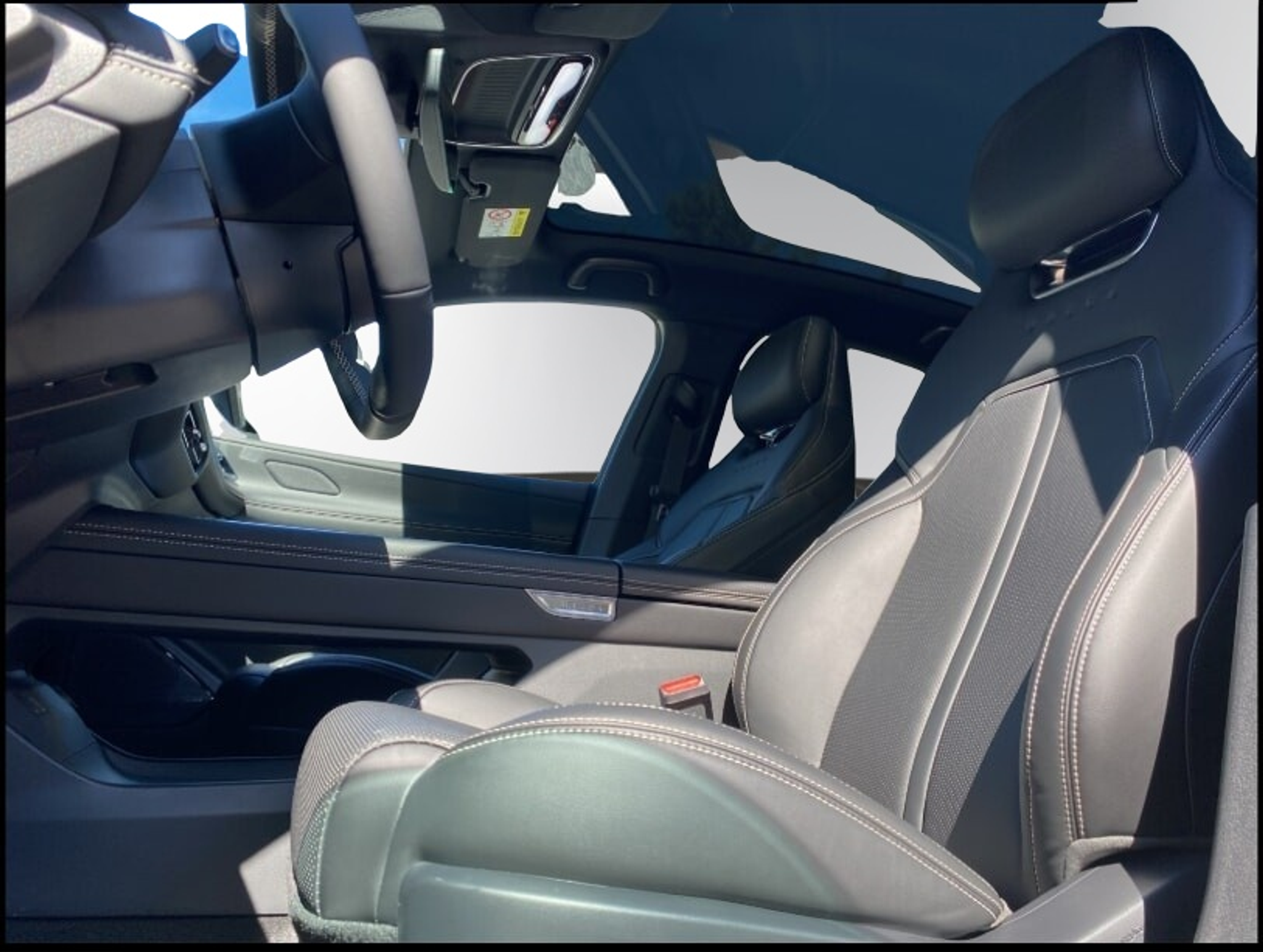 listing desktop thumbnail image 6