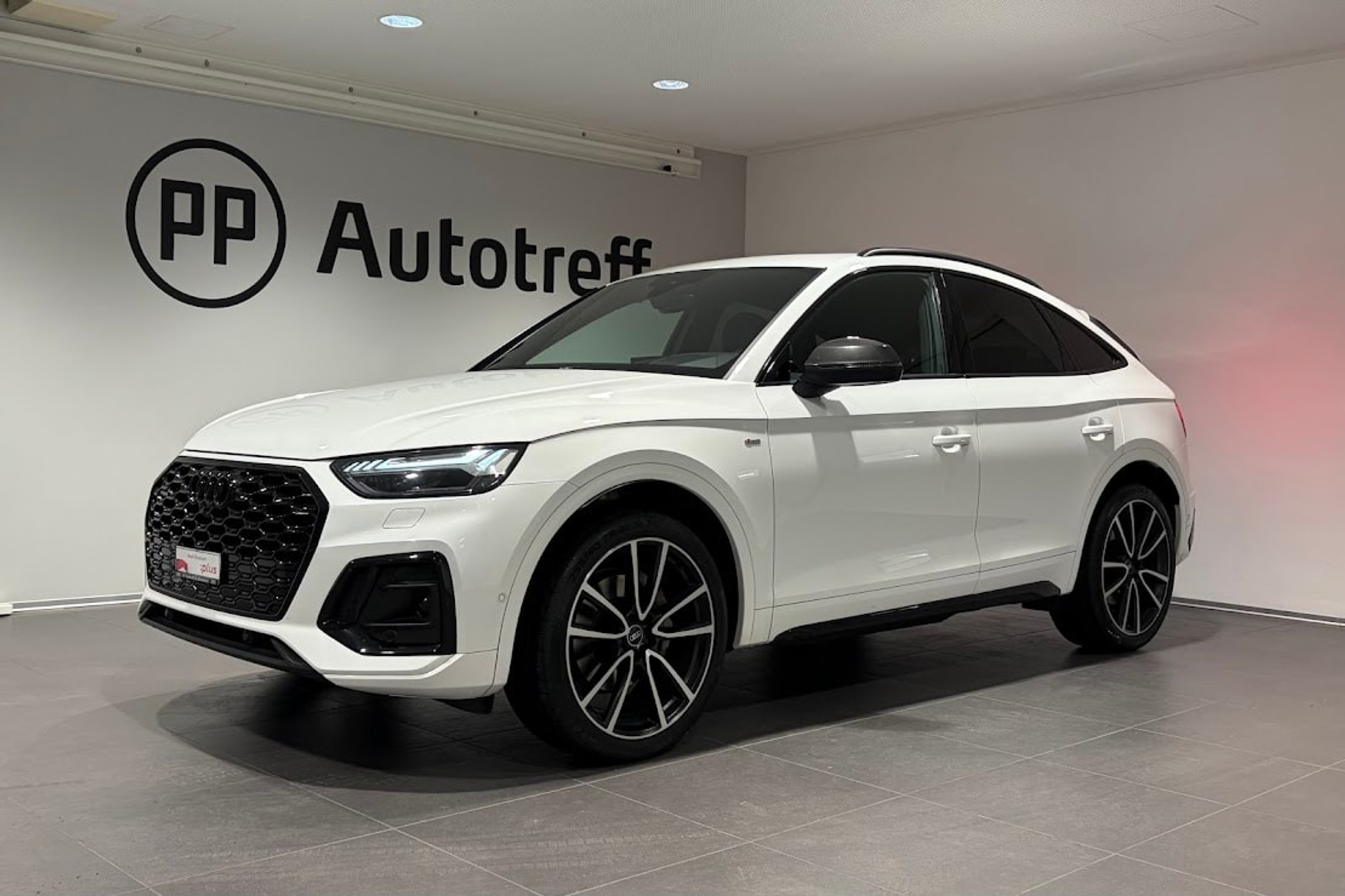 listing desktop thumbnail image 1