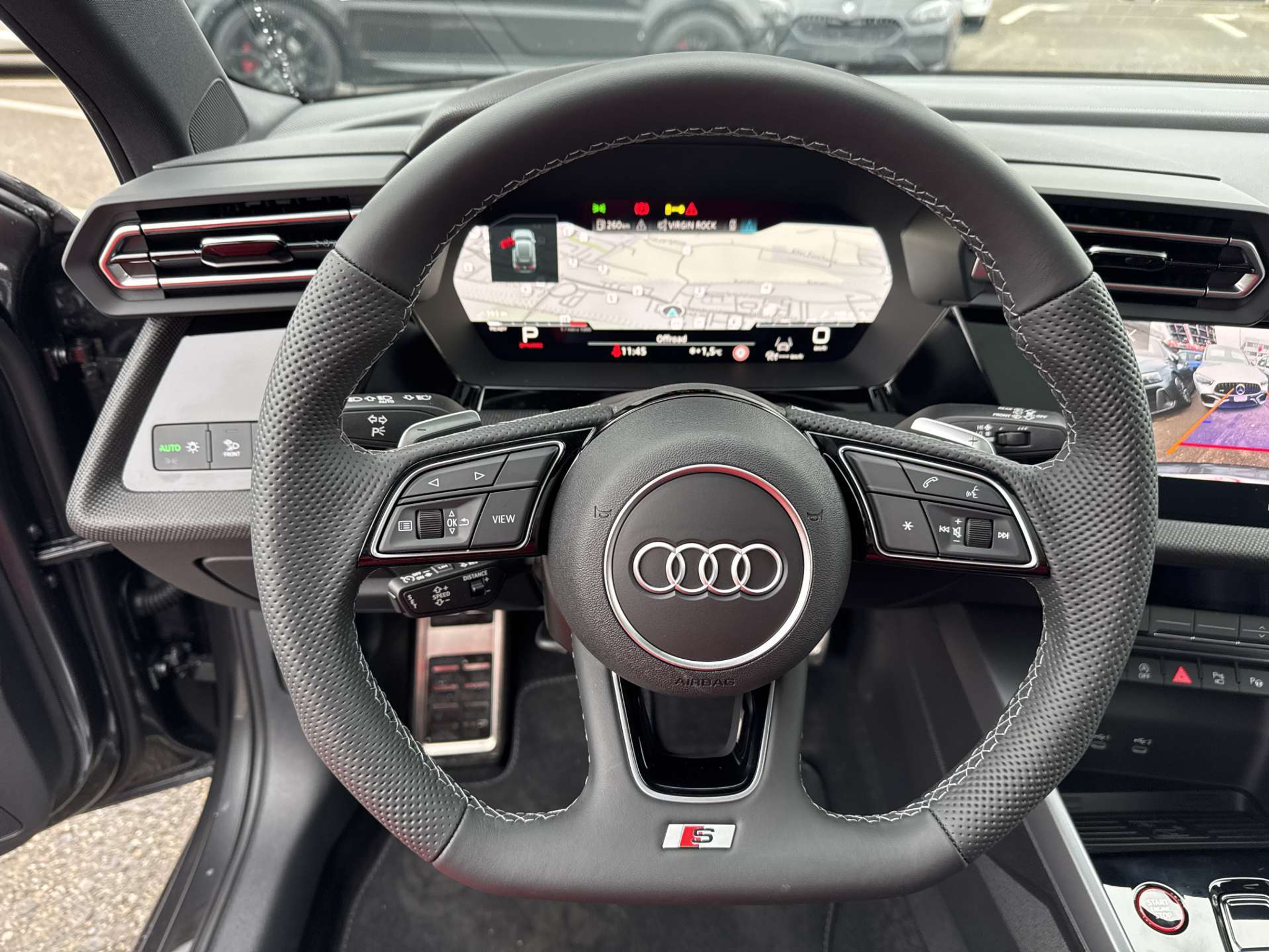 listing desktop thumbnail image 15