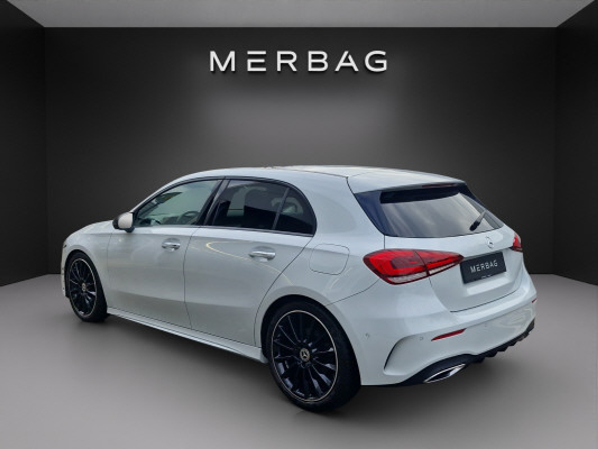 listing desktop thumbnail image 4