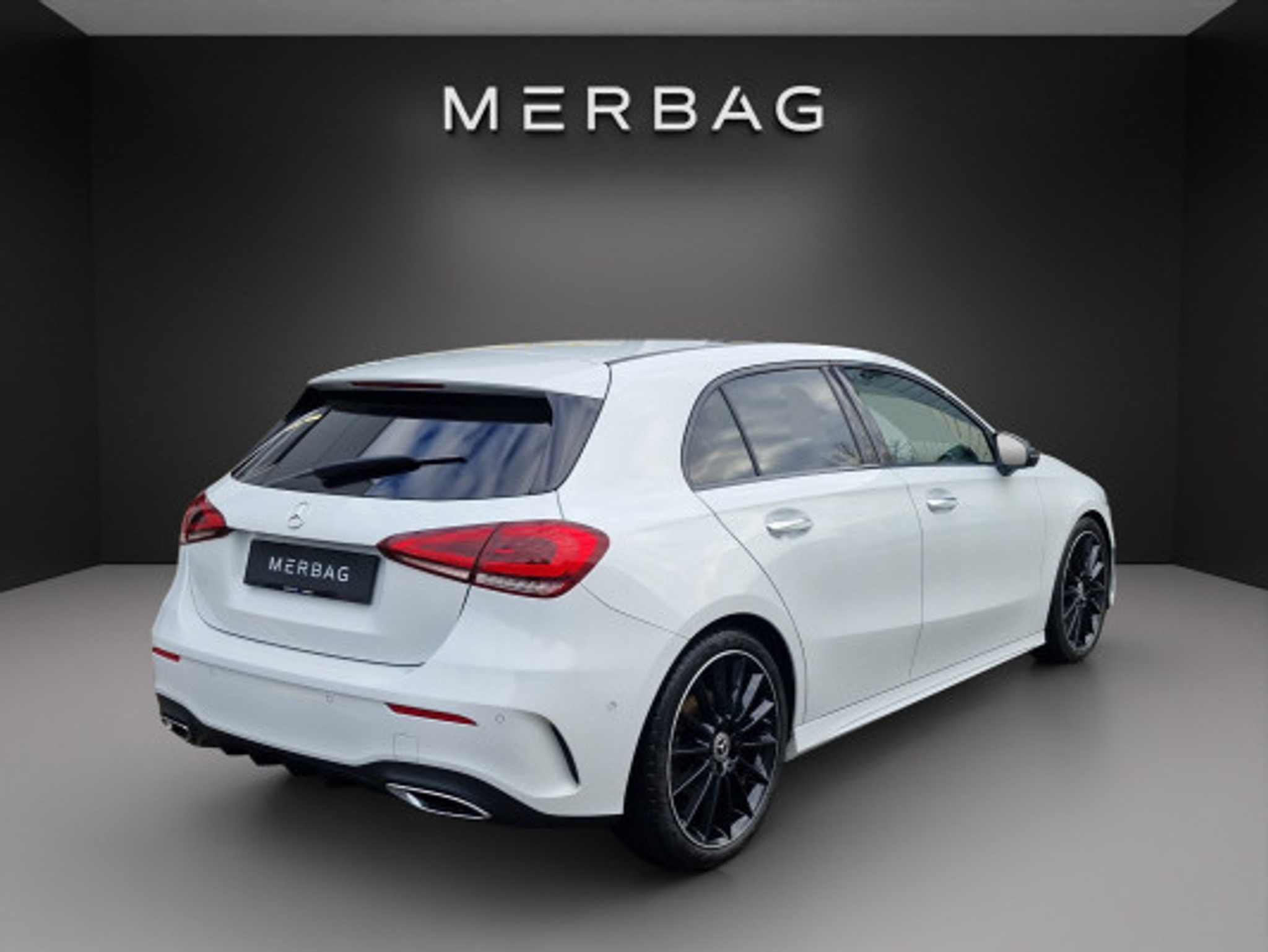 listing desktop thumbnail image 6