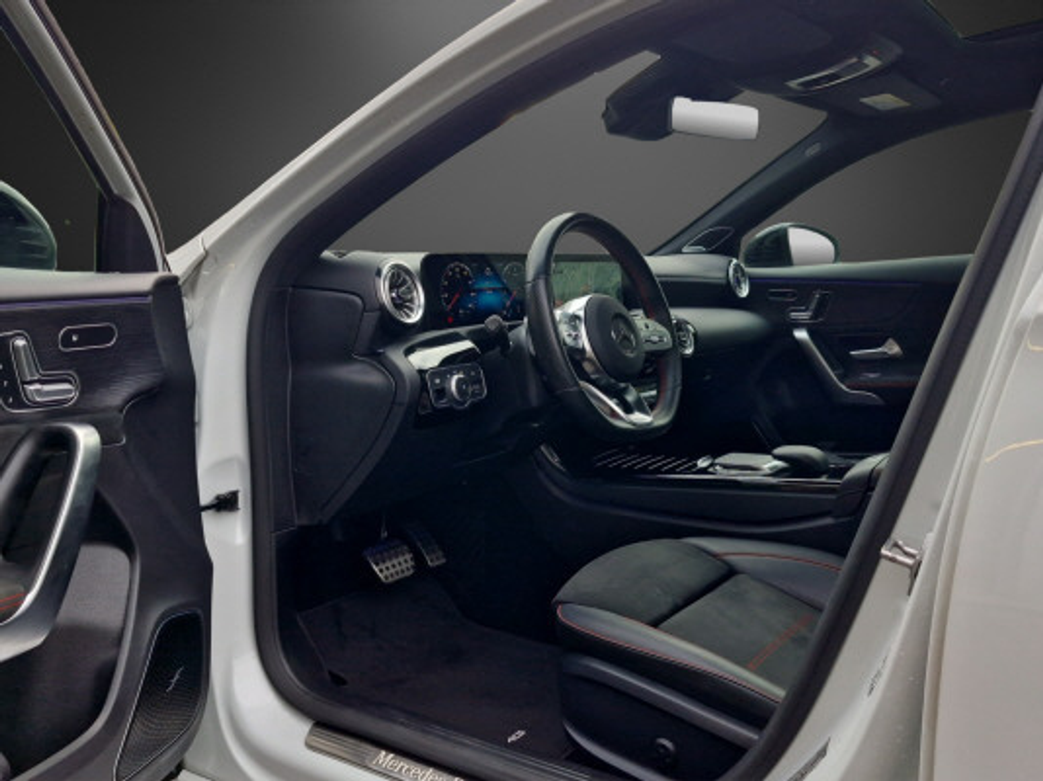 listing desktop thumbnail image 7