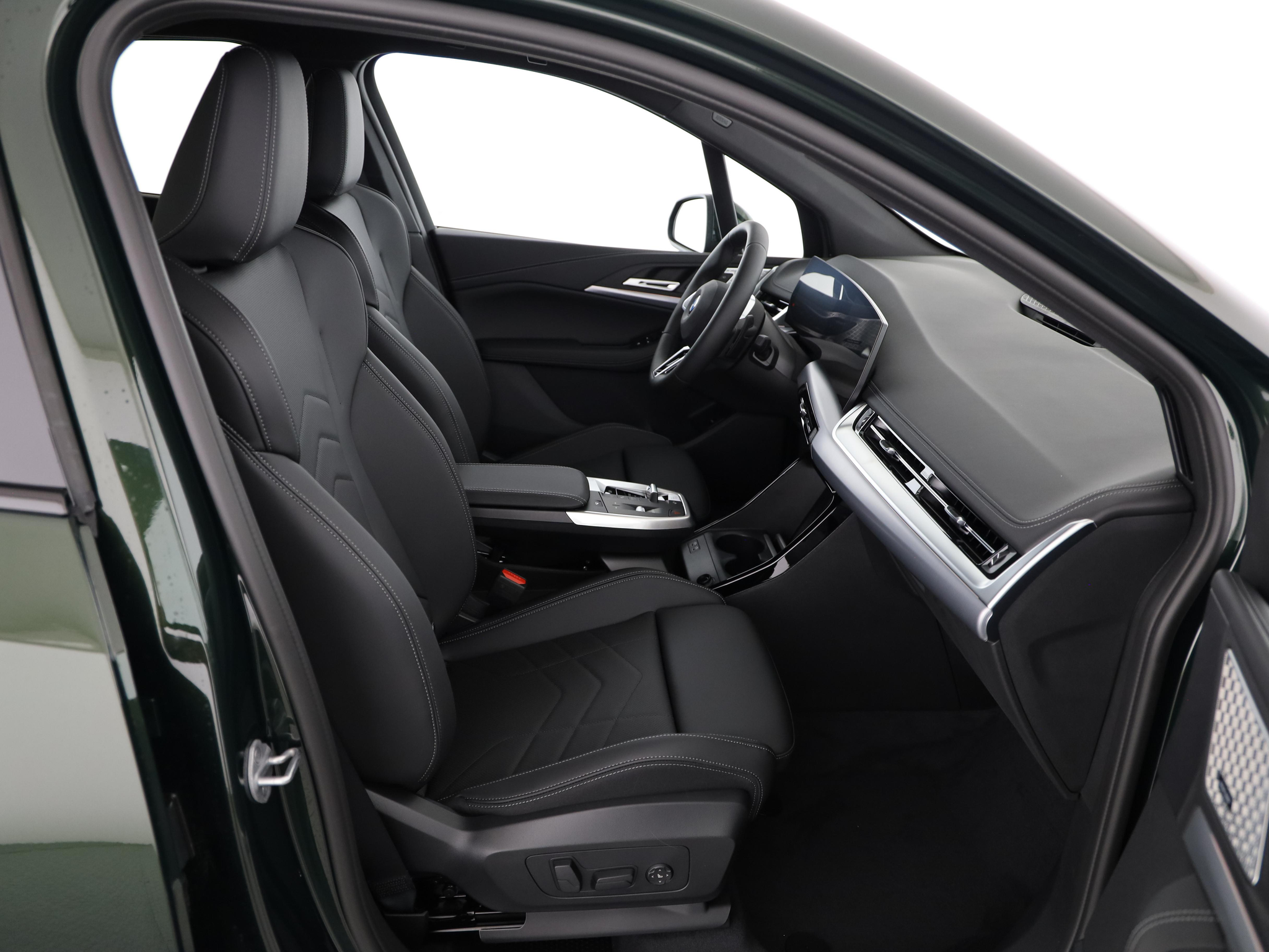 listing desktop thumbnail image 7