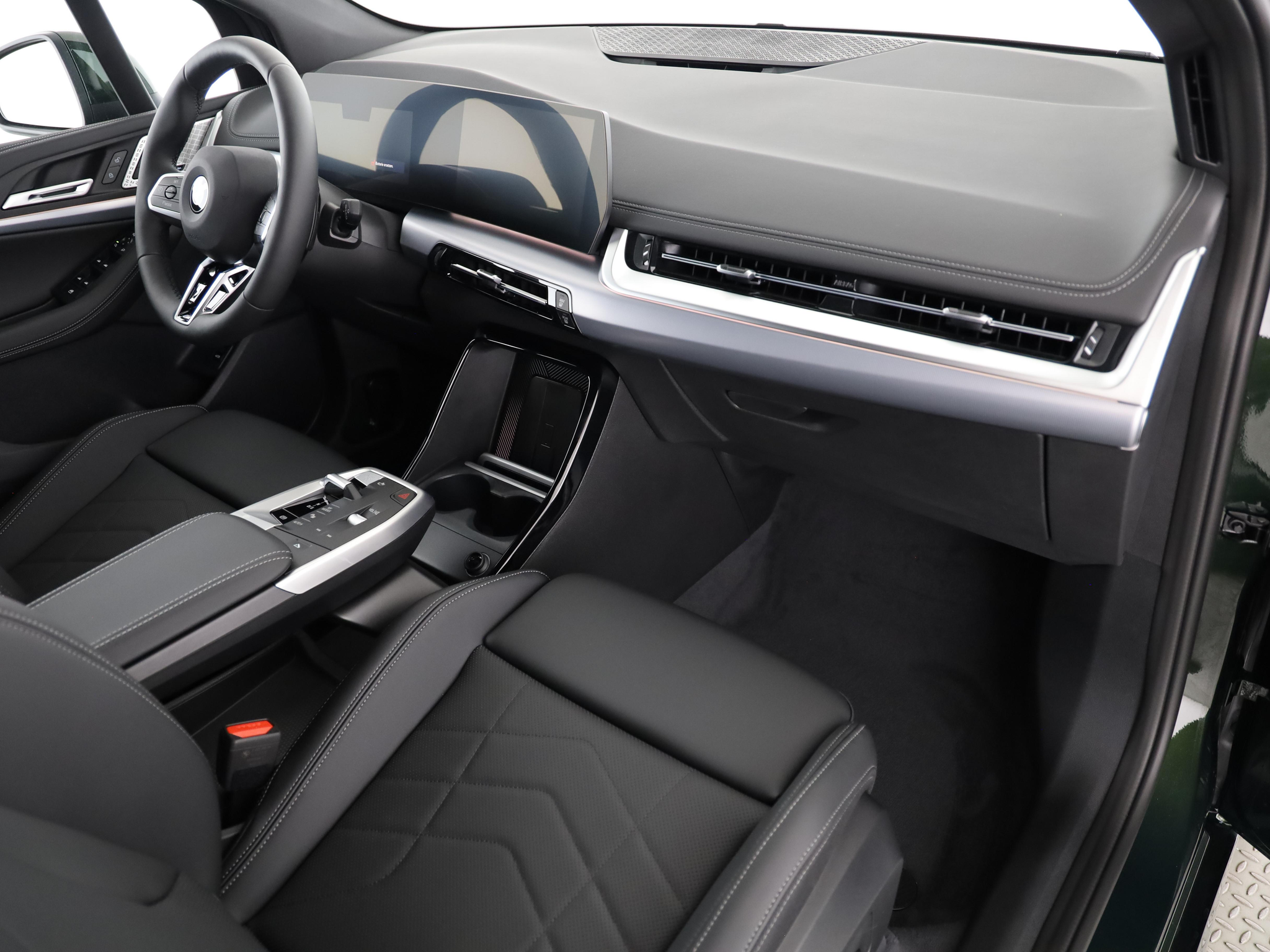 listing desktop thumbnail image 11