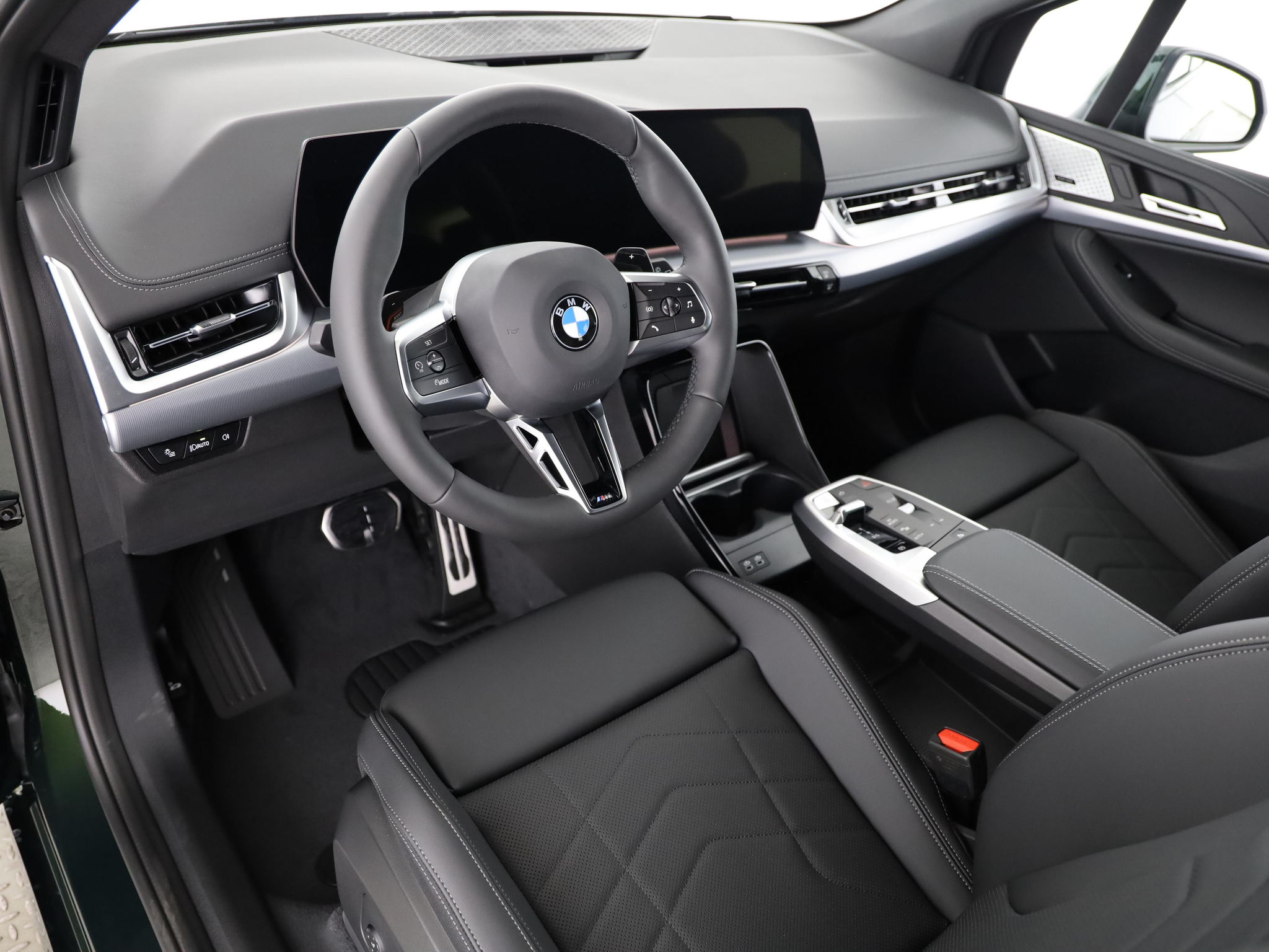 listing desktop thumbnail image 10