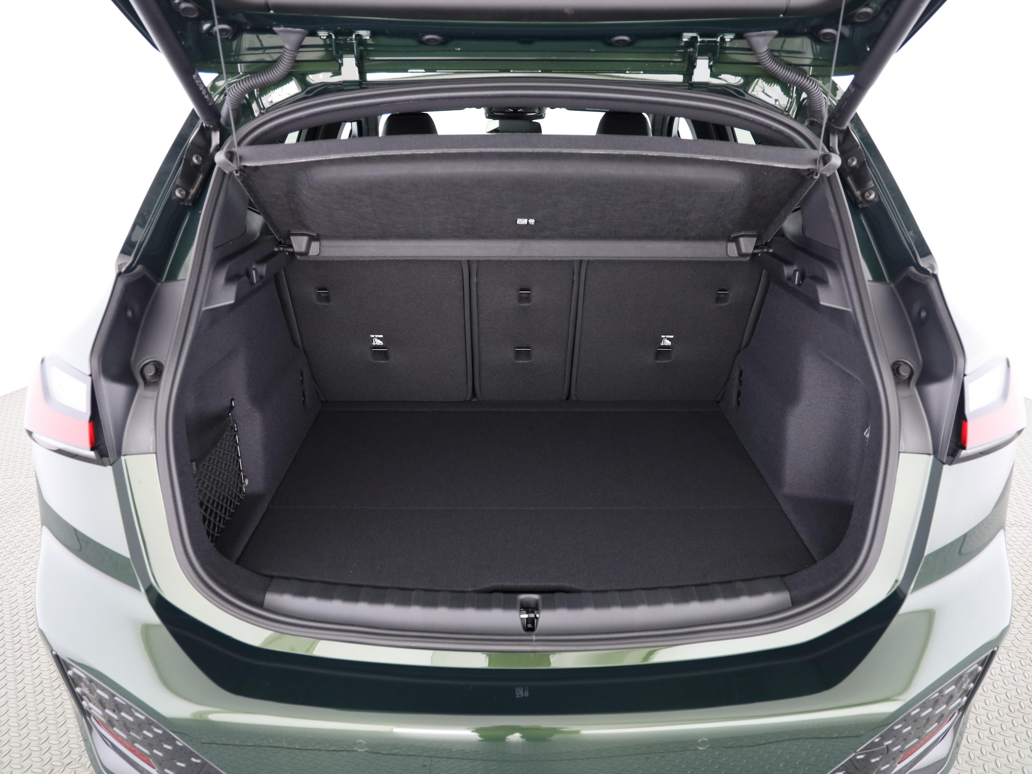 listing desktop thumbnail image 17