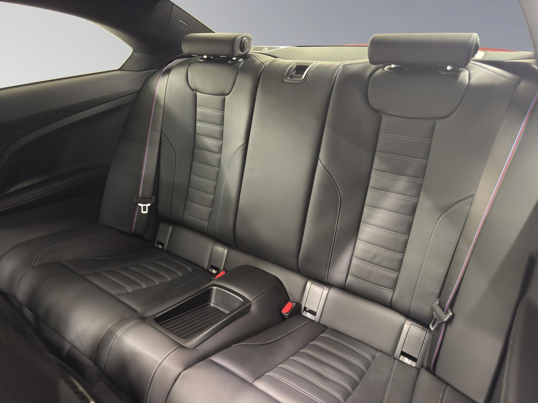 listing desktop thumbnail image 11