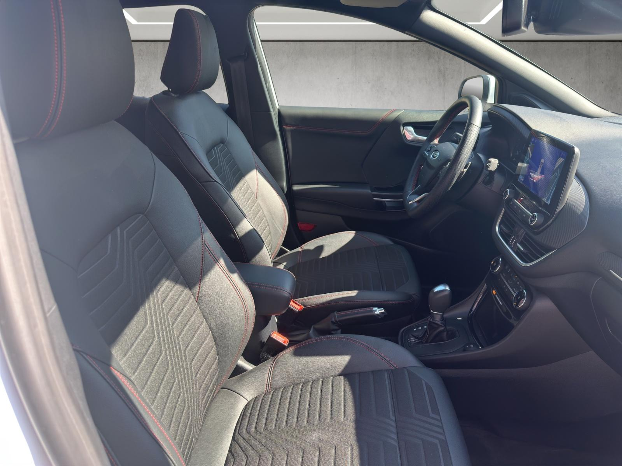 listing desktop thumbnail image 14