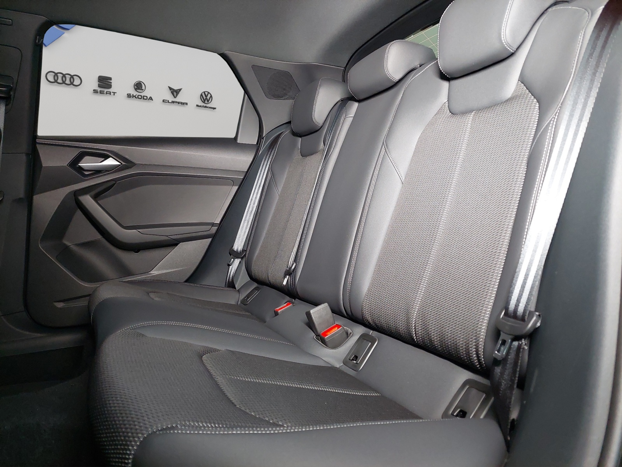 car-image-8